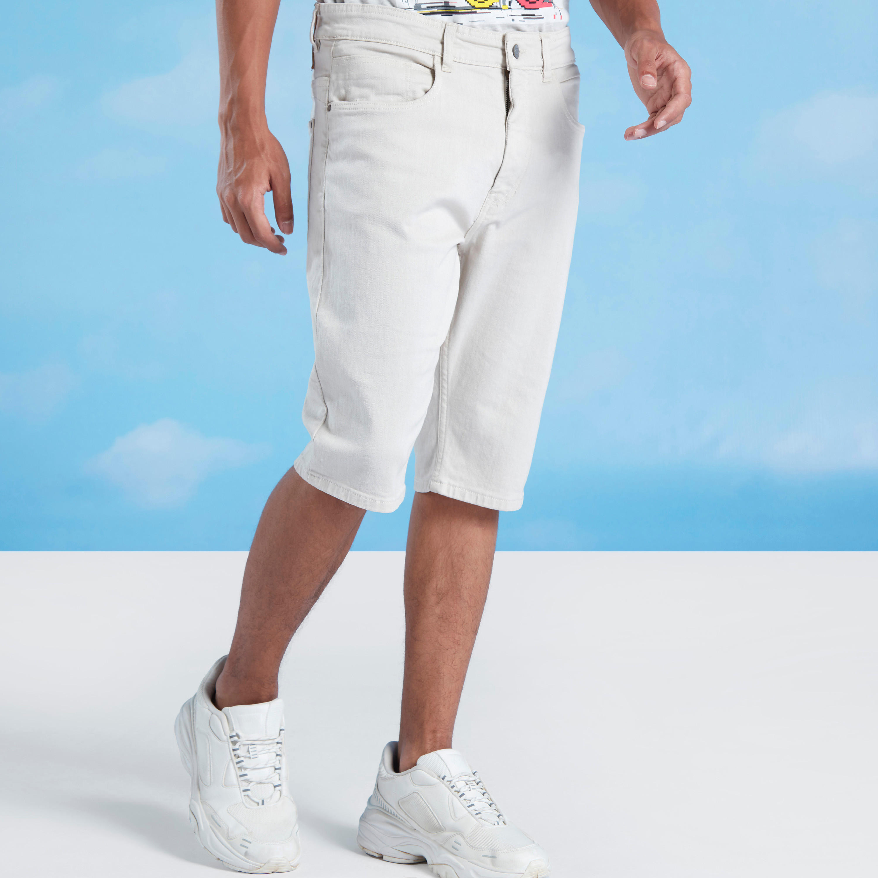 شورت دينم سادة بجيوب وعراوي حزام-men-clothing-bottoms-shorts-image-1