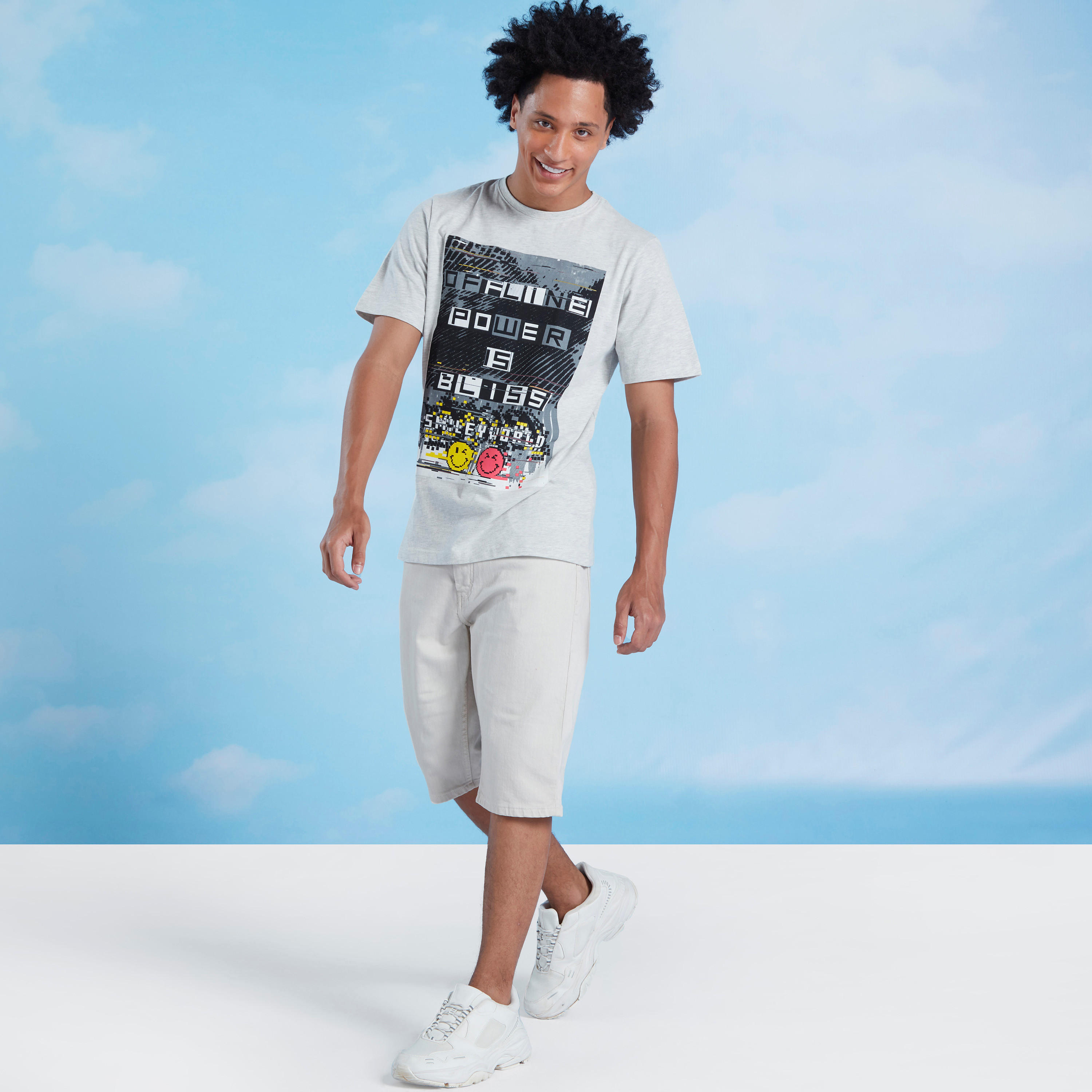 شورت دينم سادة بجيوب وعراوي حزام-men-clothing-bottoms-shorts-image-2