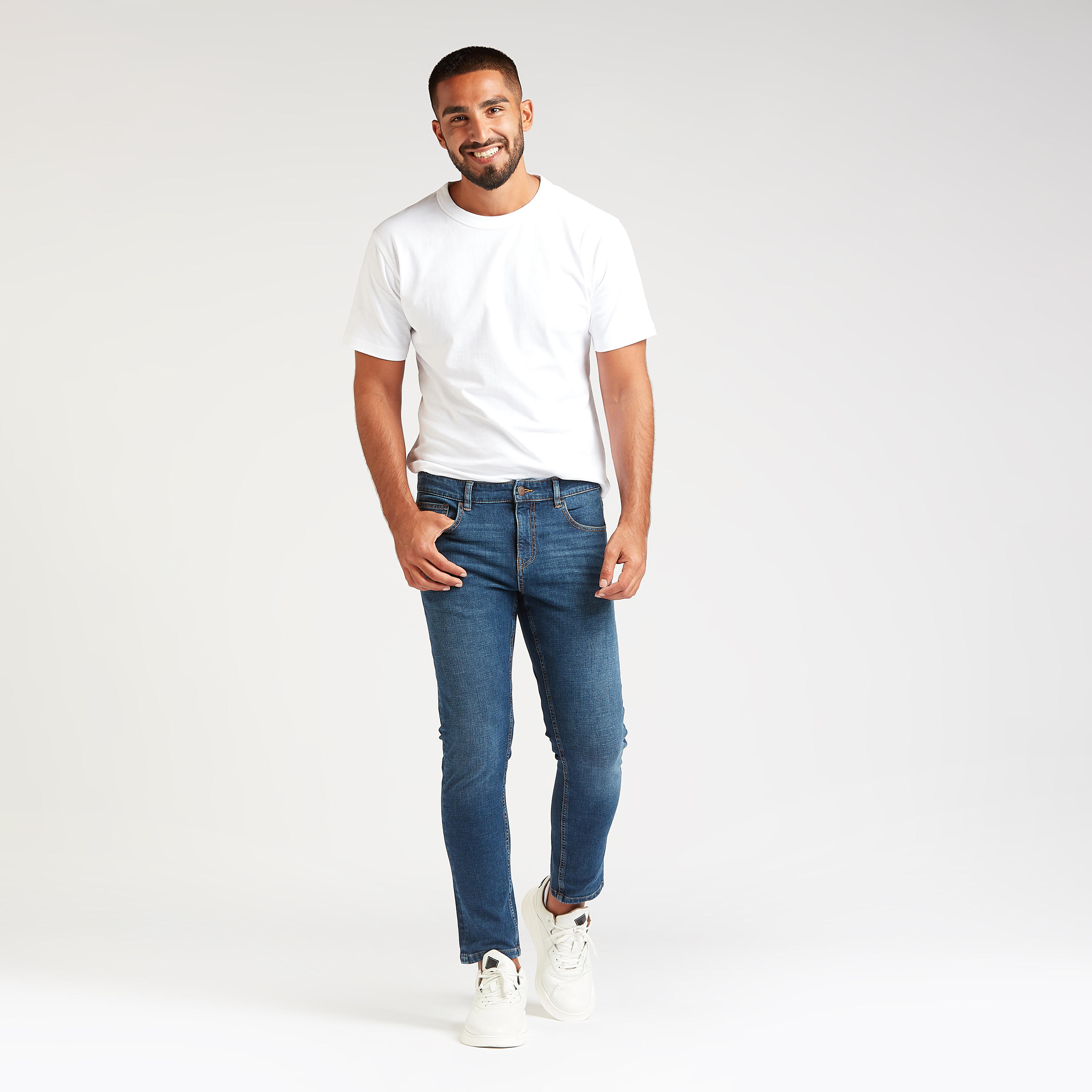 بنطلون جينز مستدام سكيني فيت سادة مع جيوب-men-clothing-bottoms-jeans-image-3