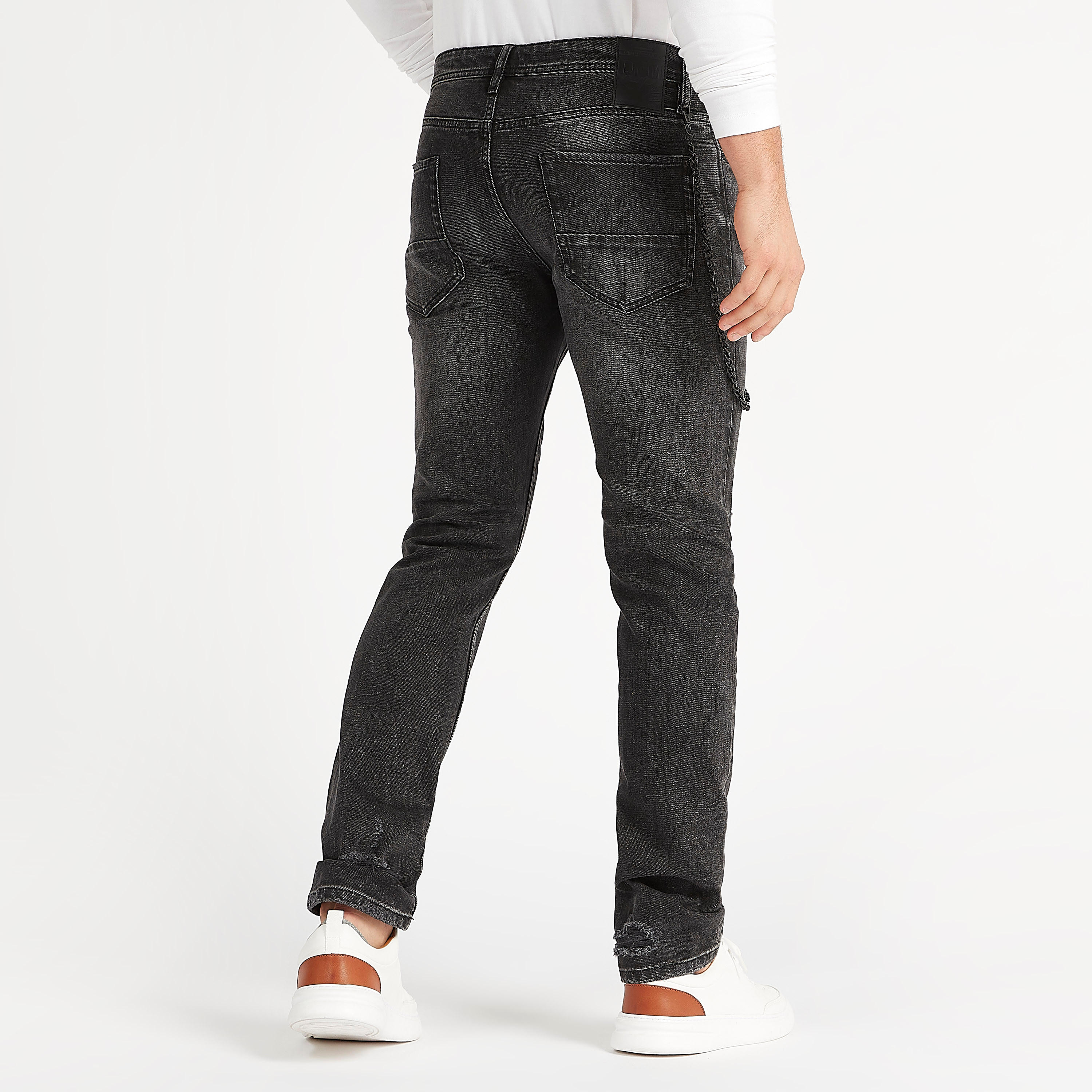 بنطلون جينز ممزّق بقصّة سليم وجيوب-men-clothing-bottoms-jeans-image-1