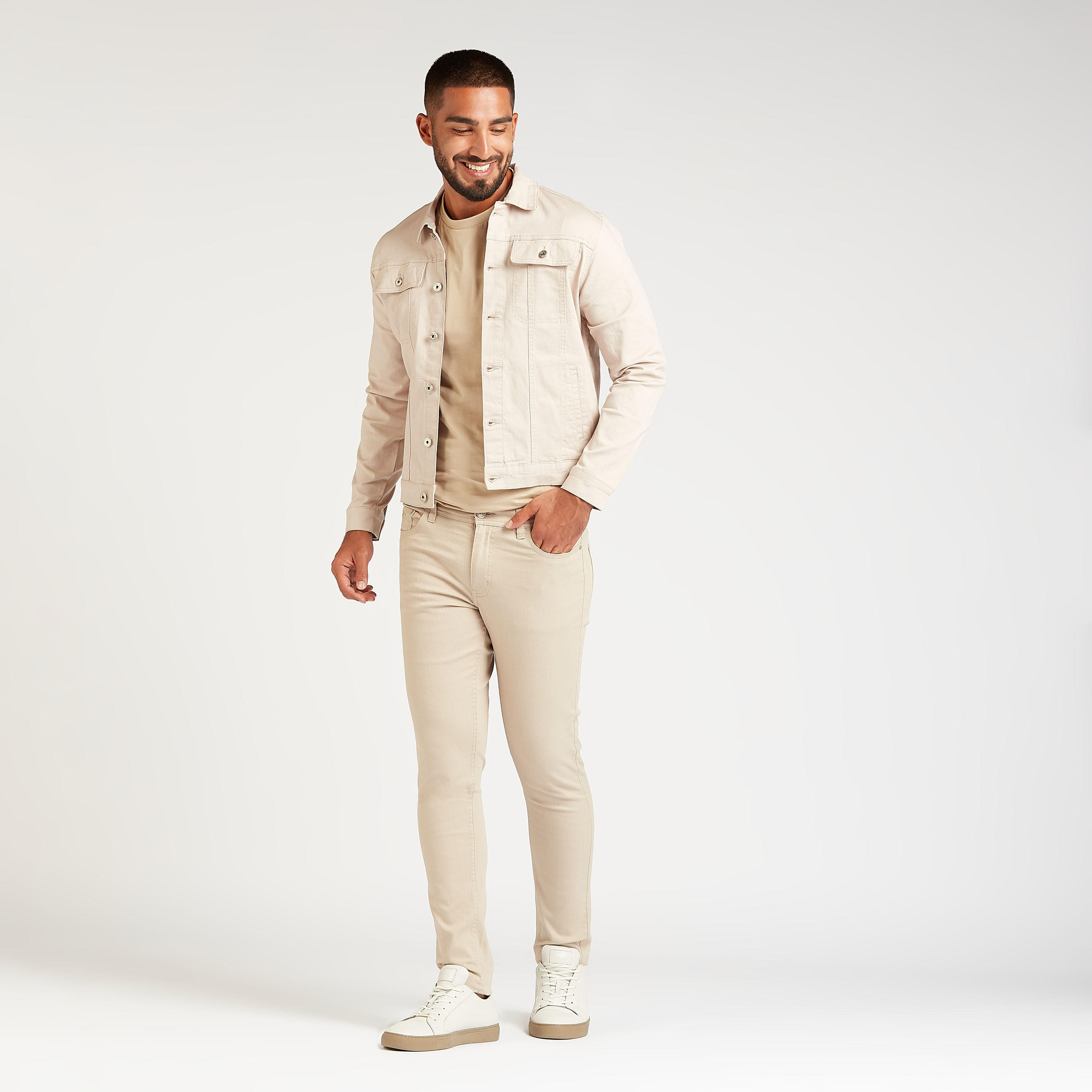 جاكيت دينم سادة بأكمام طويلة وجيوب بطية-men-clothing-jacketsandblazers-jackets-image-2