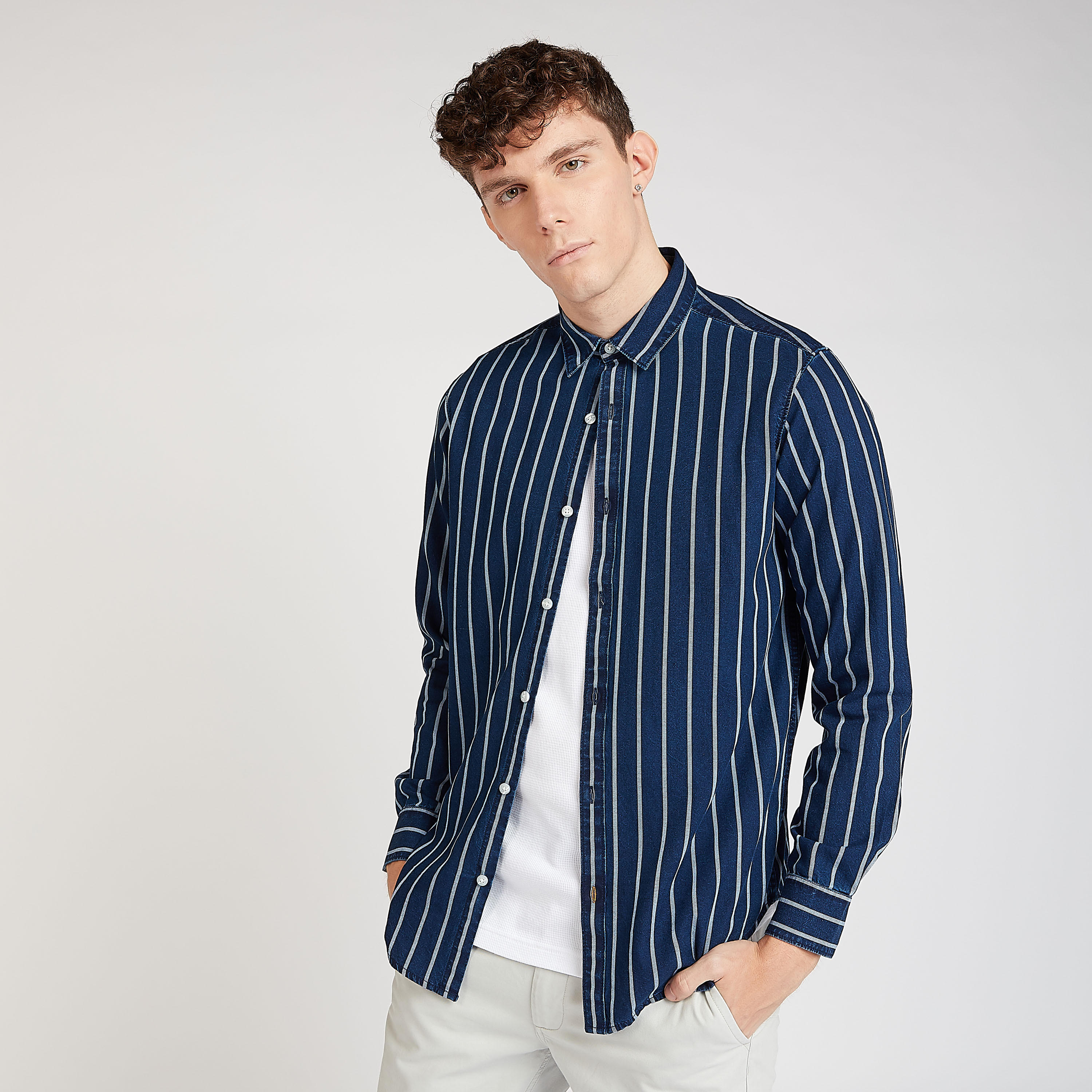 قميص مستدام سليم مخطط بياقة عاديّة وأكمام طويلة-men-clothing-shirts-image-1