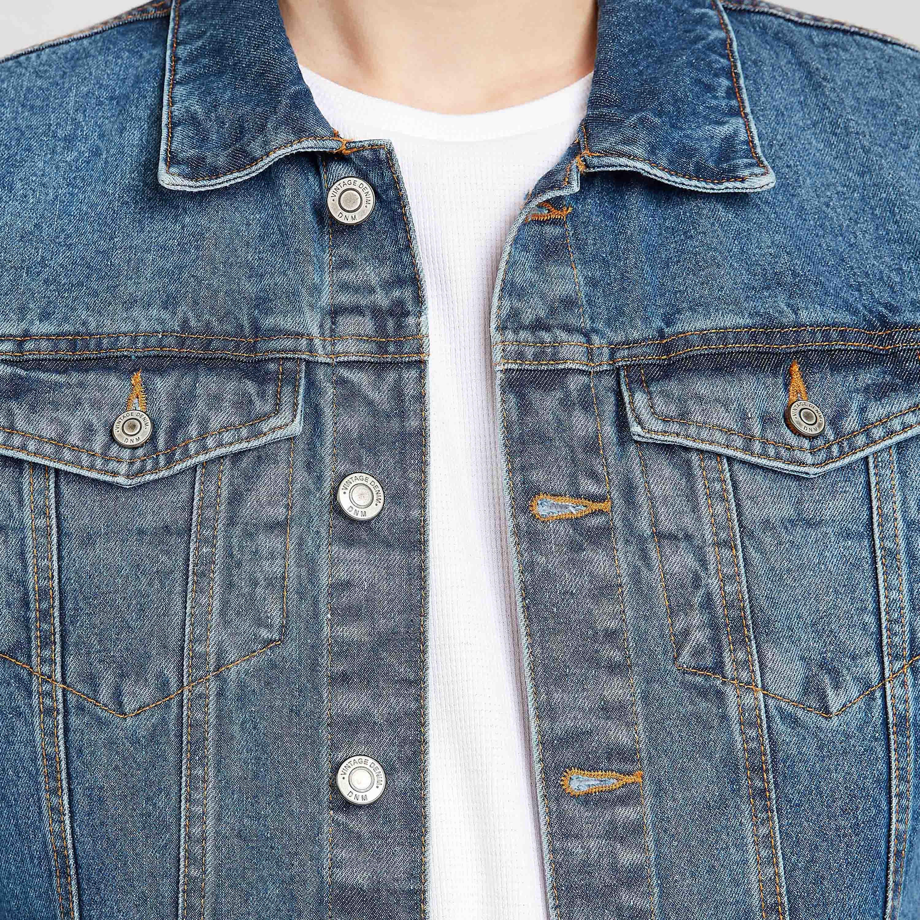 جاكيت دينم بارزة الملمس بأكمام طويلة وجيوب بطيّة-men-clothing-jacketsandblazers-jackets-image-3