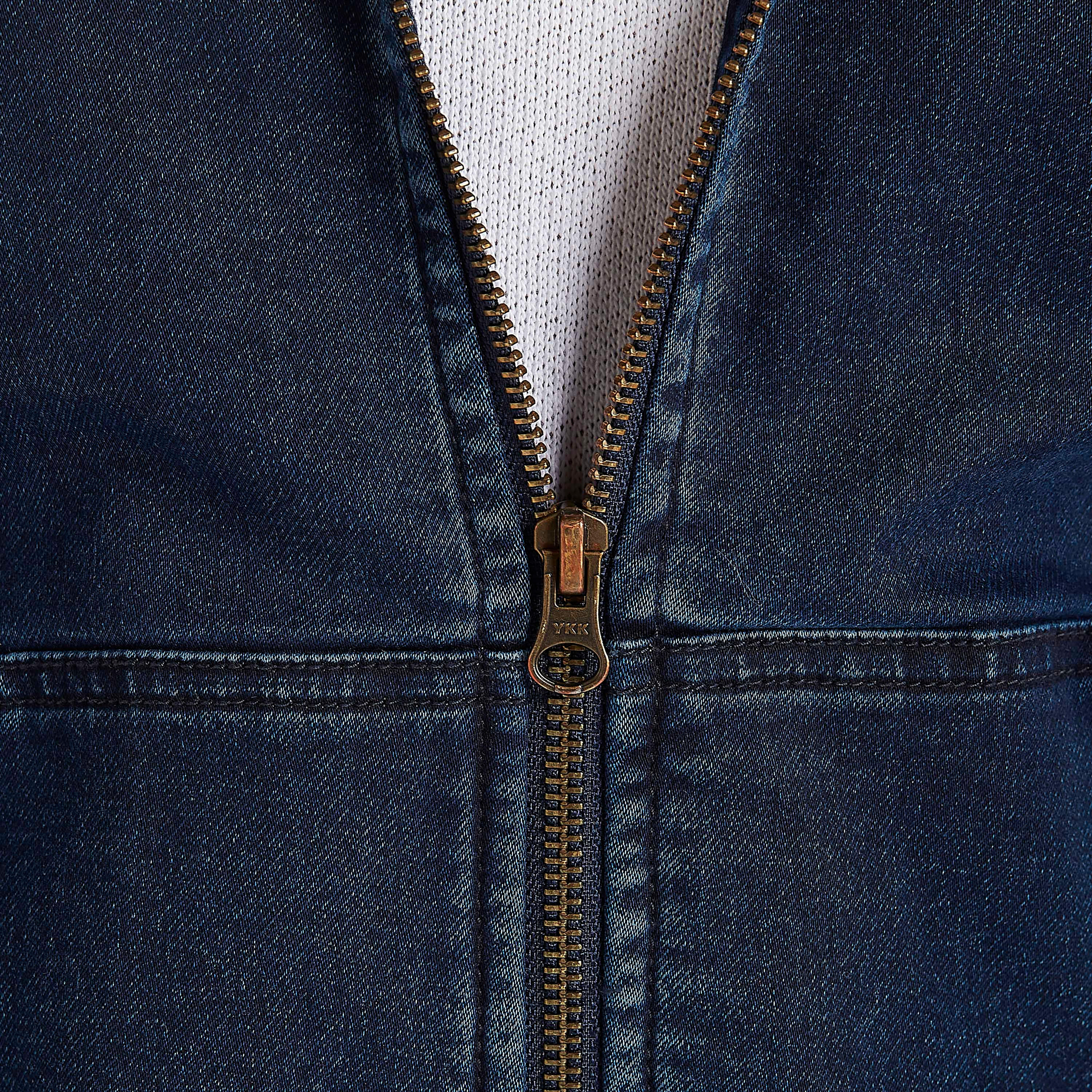 جاكيت مستدام دنيم خفيف بسحّاب إغلاق وقبّعة-men-clothing-jacketsandblazers-jackets-image-3