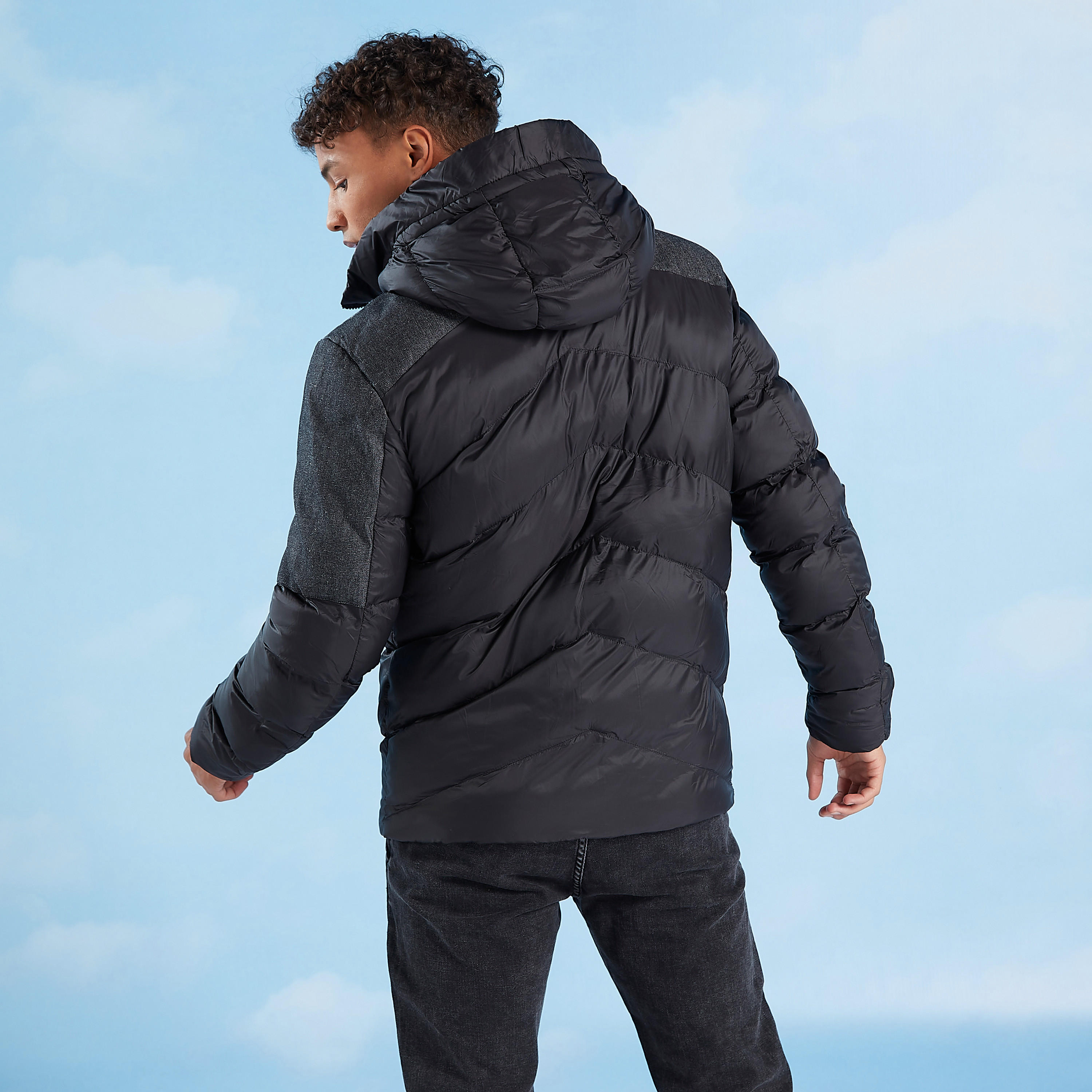 جاكيت مستدام بقبّعة وأكمام طويلة-men-clothing-jacketsandblazers-jackets-image-5