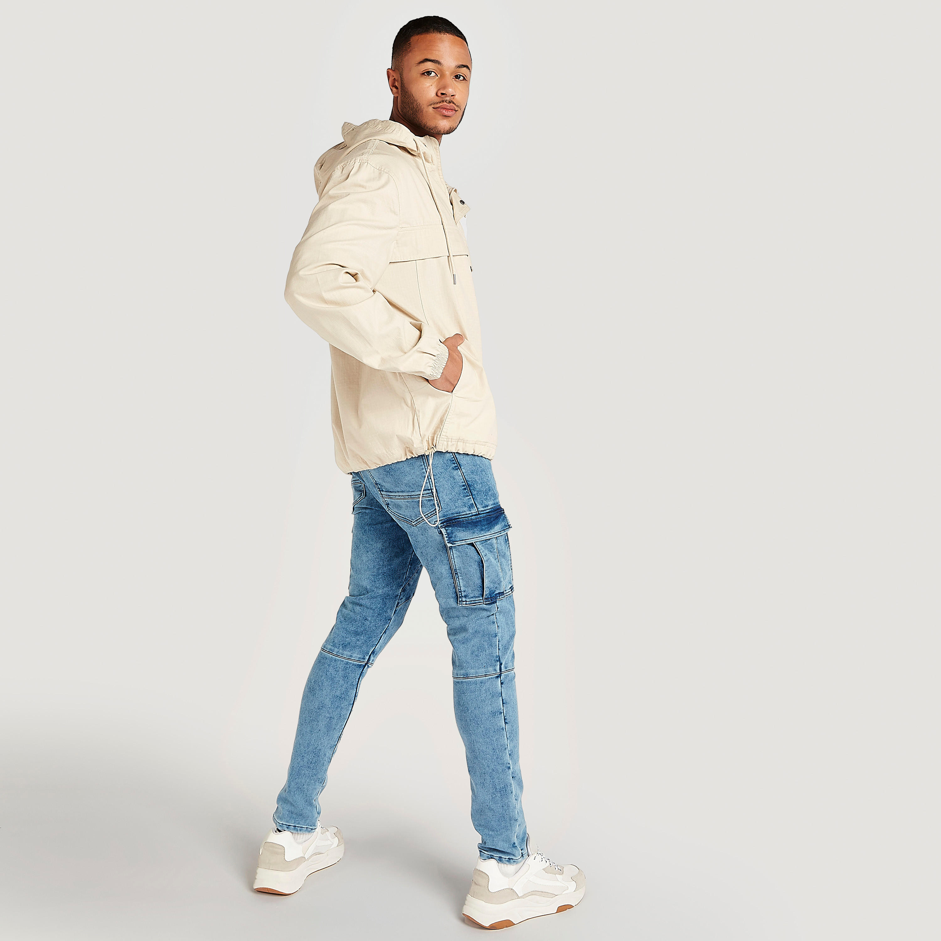 Solid Low-Rise Jeans with Cargo Pockets-men-clothing-bottoms-jeans-image-2