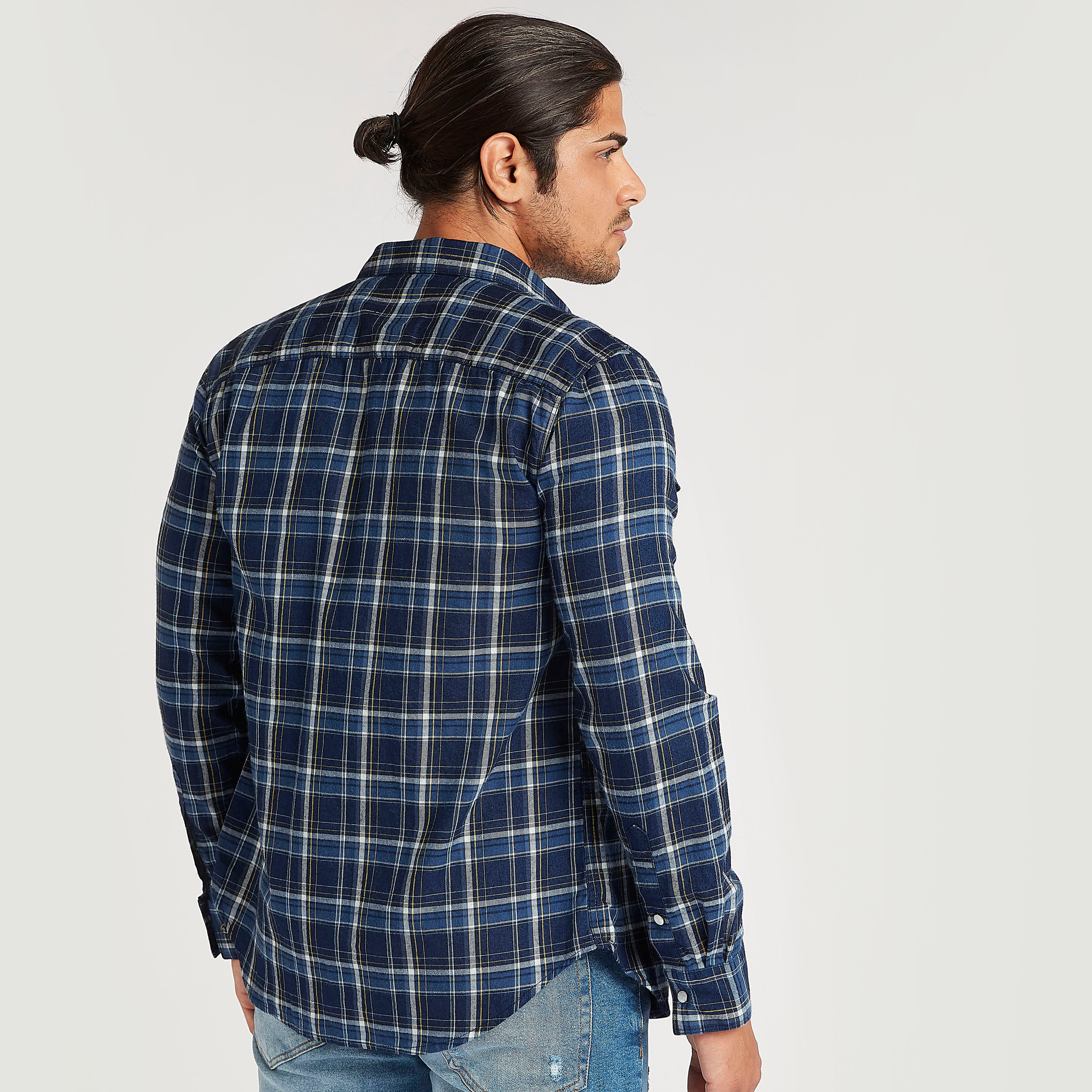قميص كاروهات بجيوب وأكمام طويلة-men-clothing-shirts-image-6