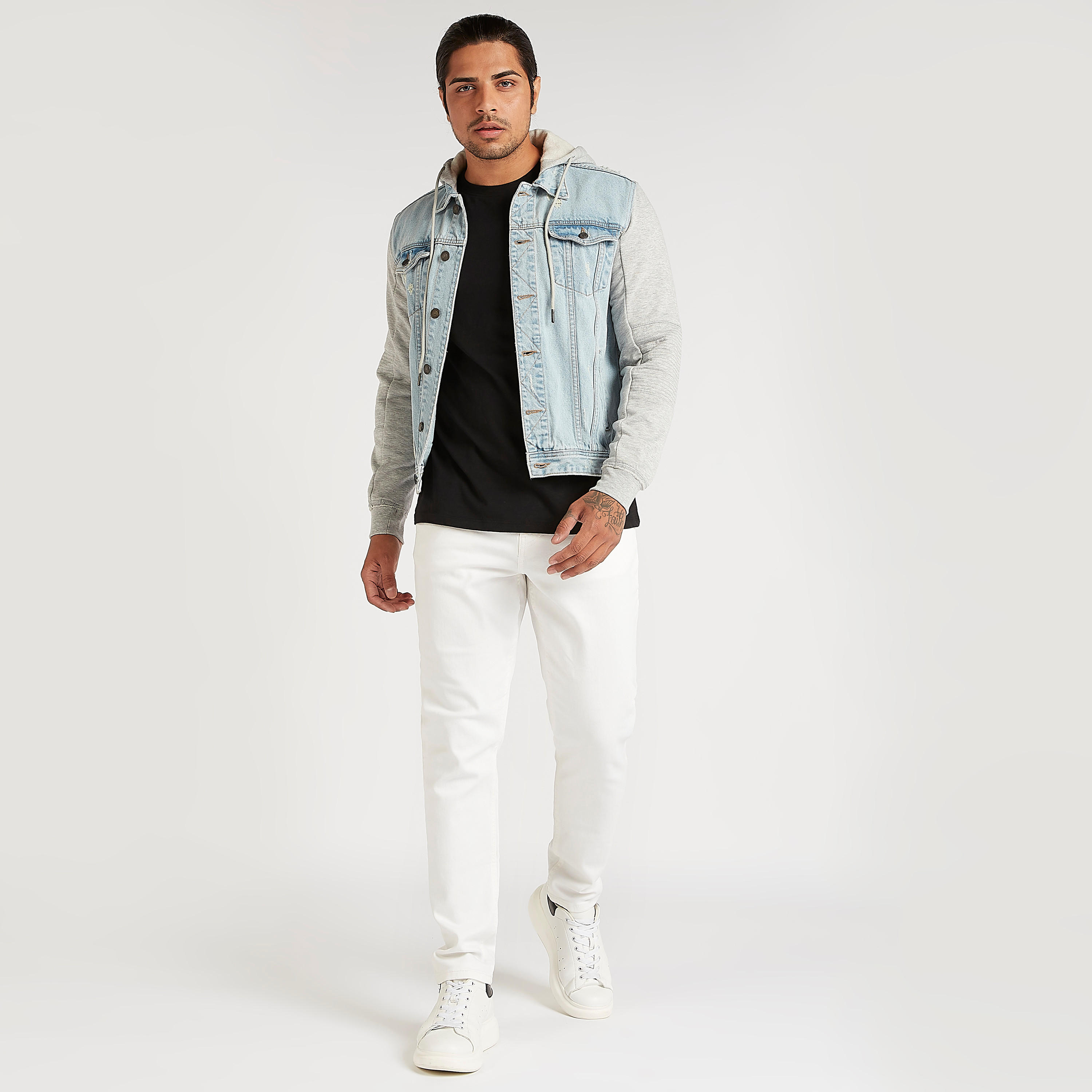 جاكيت دنيم سادة بزر إغلاق وقبّعة-men-clothing-jacketsandblazers-jackets-image-1