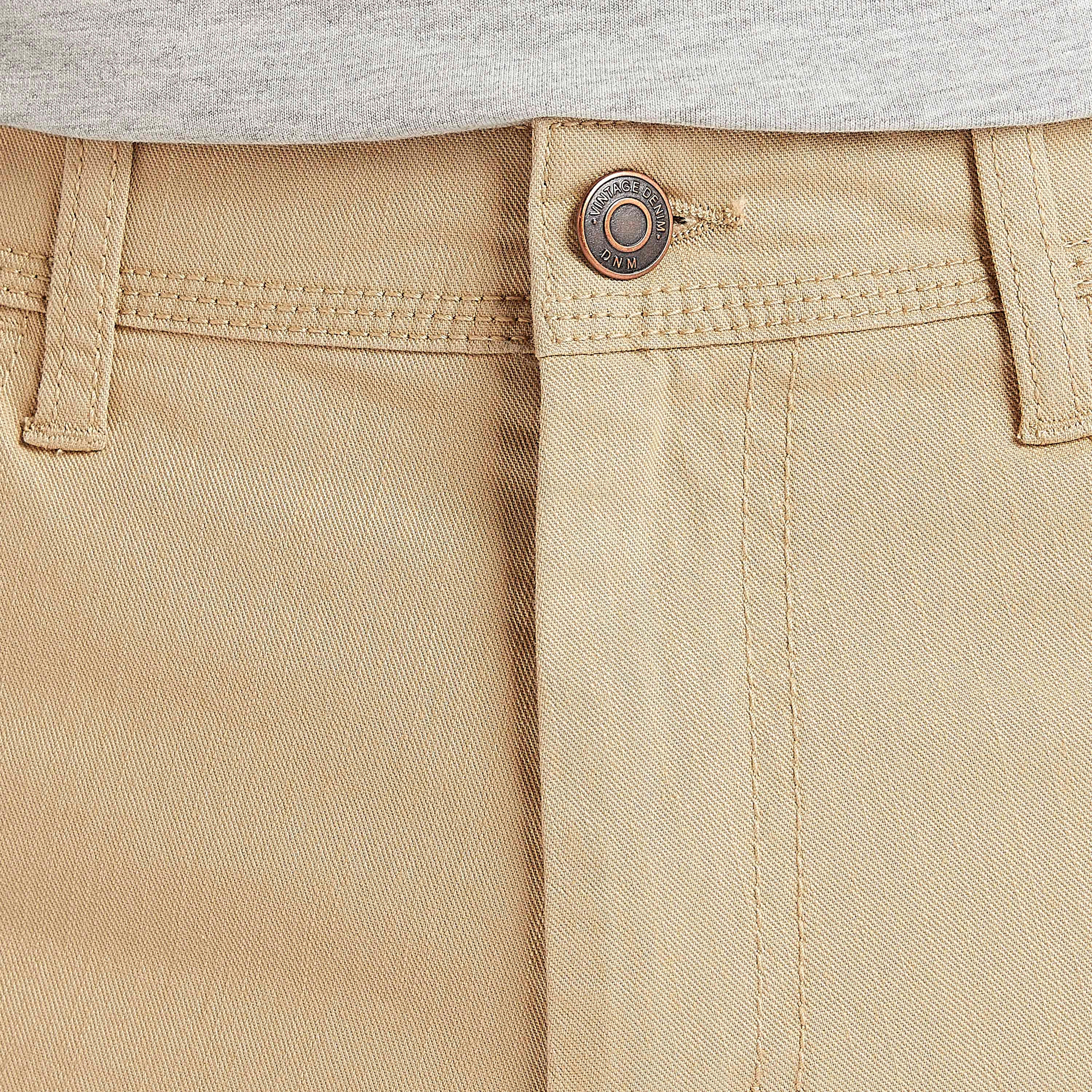 شورت دنيم بخصر متوسّط الارتفاع وزر إغلاق-men-clothing-bottoms-shorts-image-2