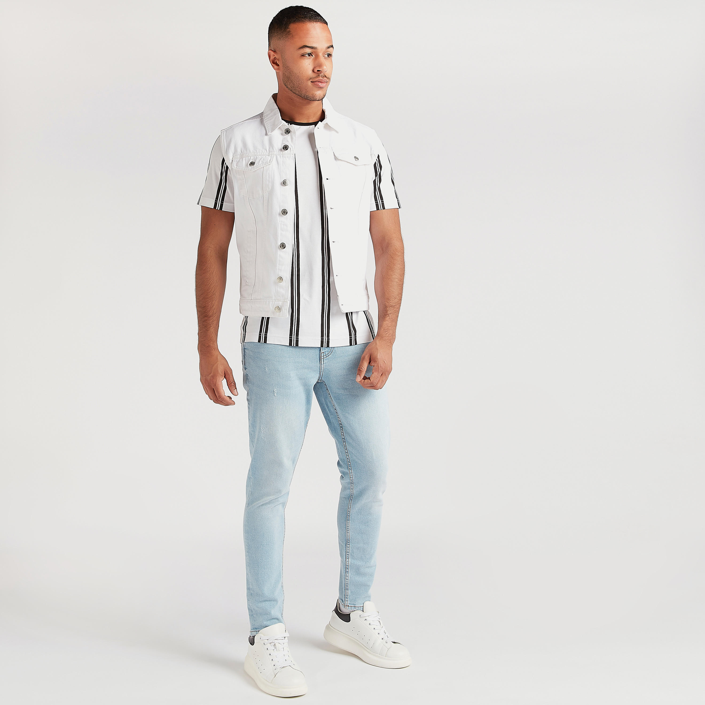 جاكيت دنيم دون أكمام بزر إغلاق-men-clothing-jacketsandblazers-jackets-image-6