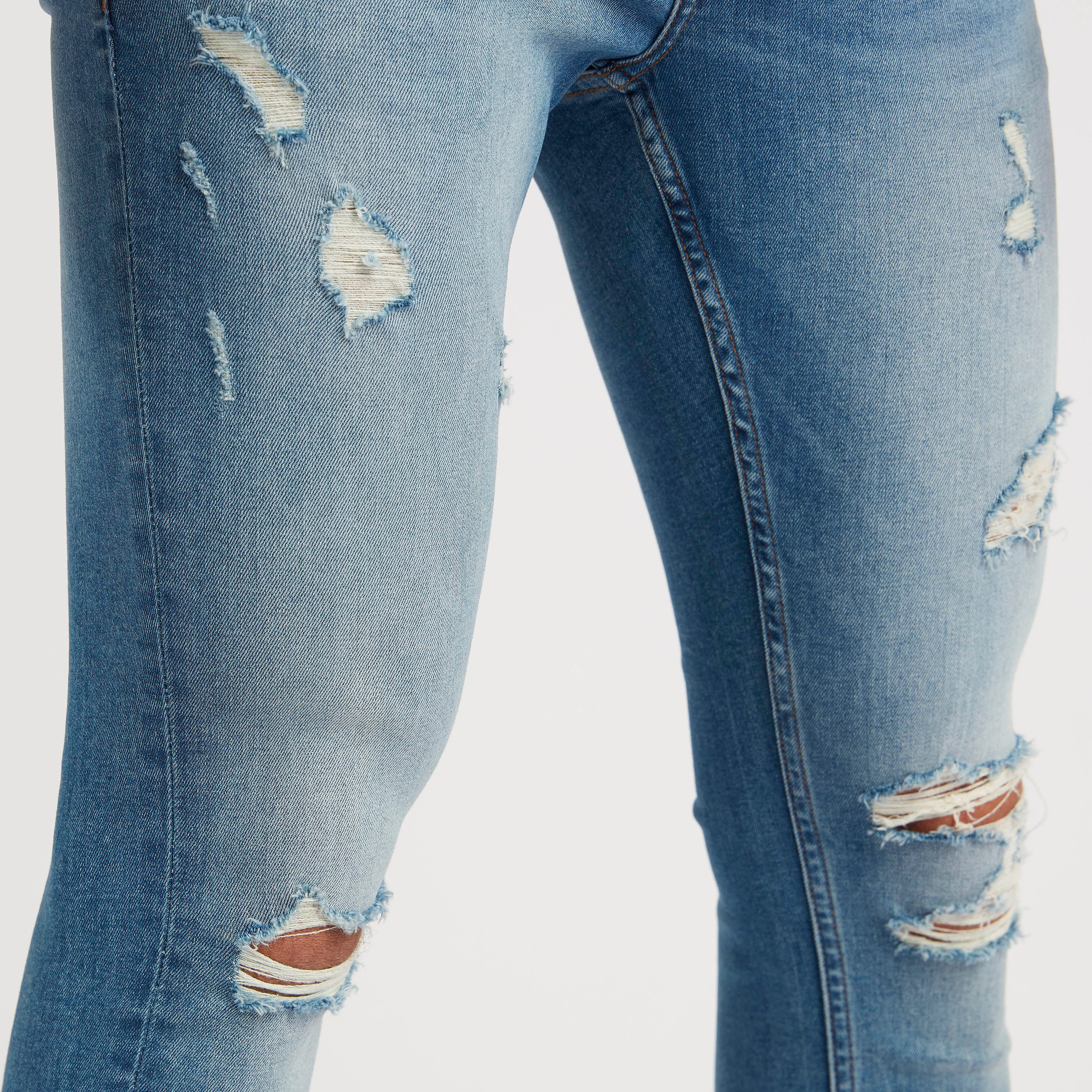بنطلون جينز مضلّع بقصة سكيني وجيوب وخصر مرتفع-men-clothing-bottoms-jeans-image-5