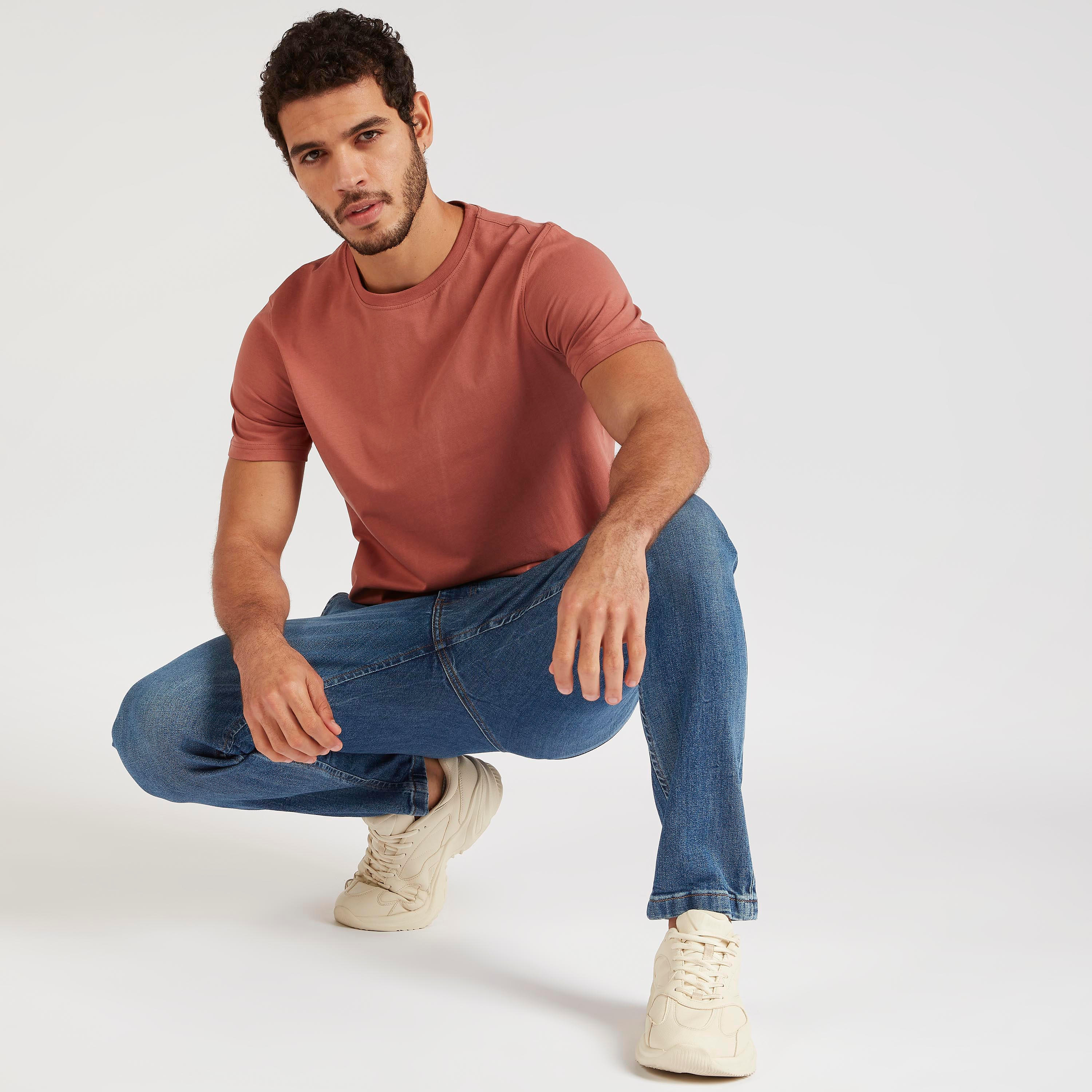 Solid Carrot Fit Mid-Rise Jeans with Pockets-men-clothing-bottoms-jeans-image-2