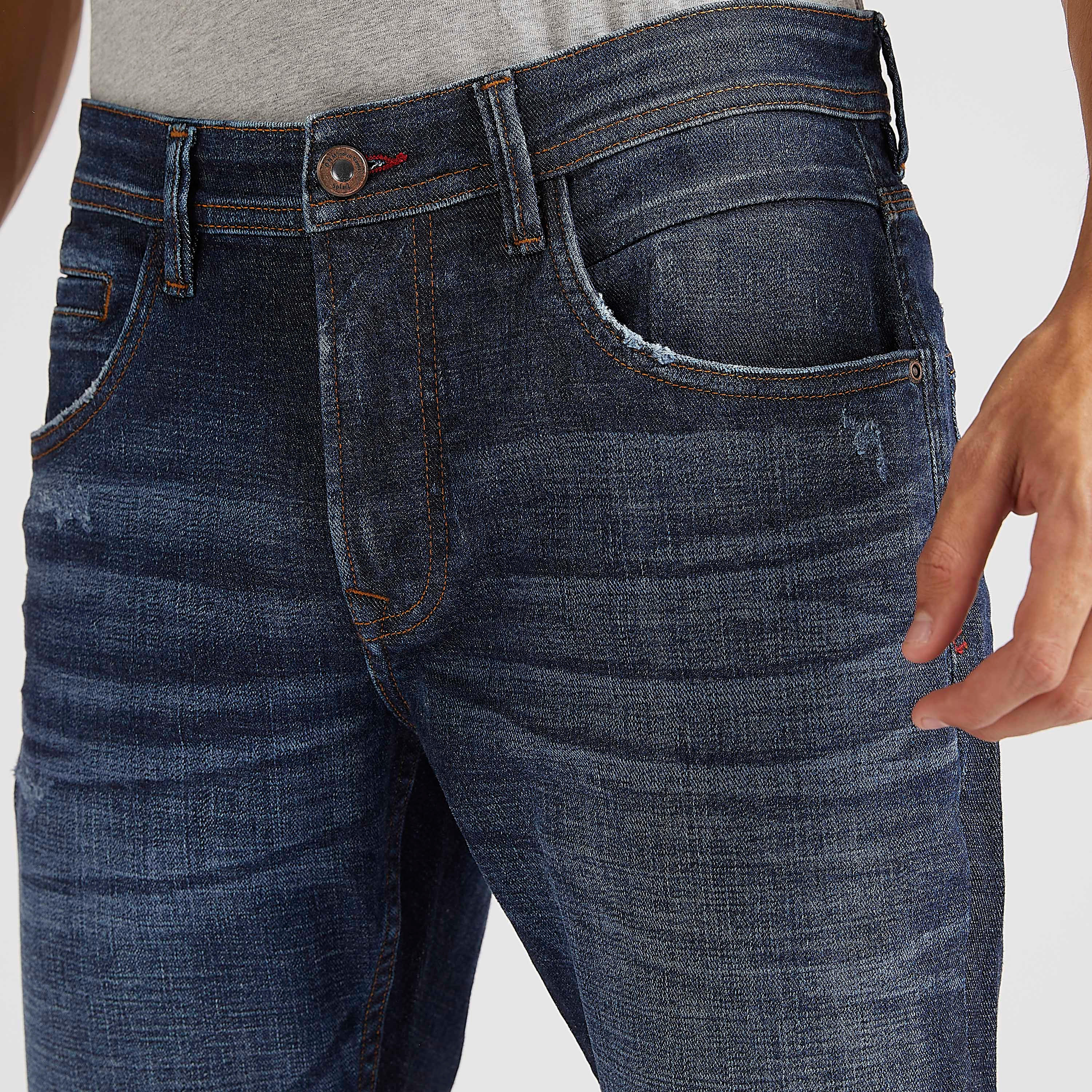 بنطلون جينز سادة بخصر مرتفع وجيوب-men-clothing-bottoms-jeans-image-2