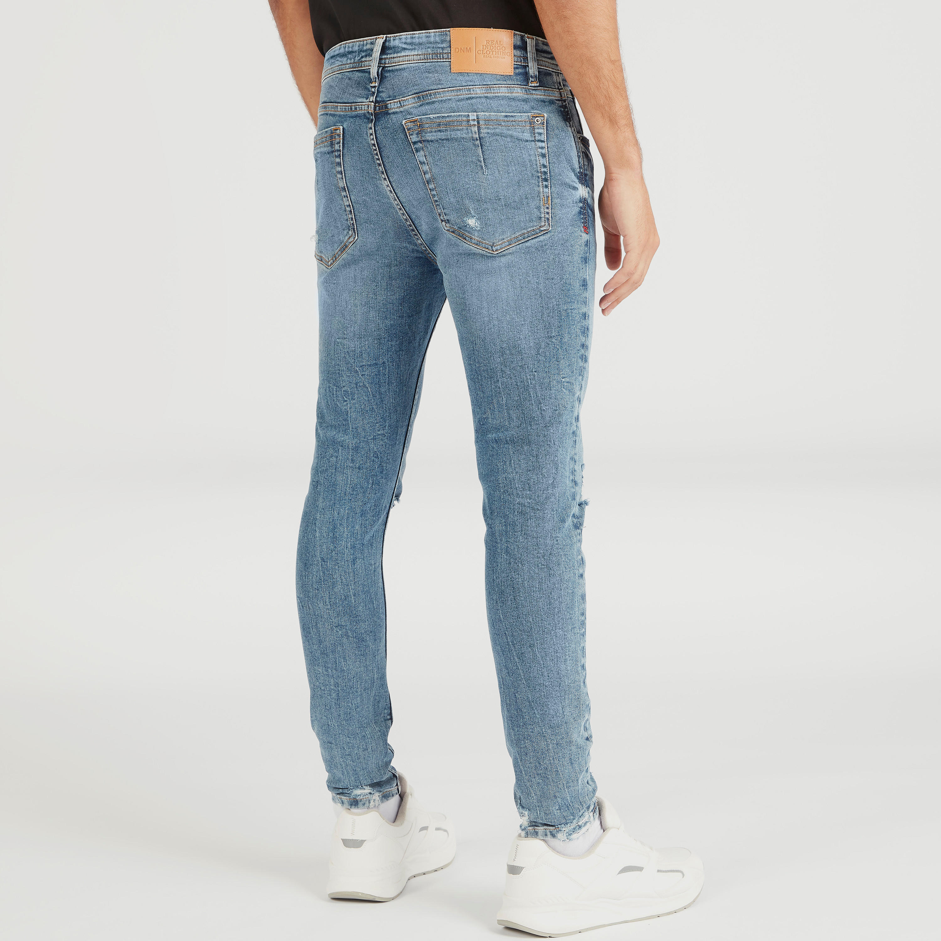 بنطلون جينز دنيم مضلّع بخصر متوسط الارتفاع وزر إغلاق من لي كوبر-men-clothing-bottoms-jeans-image-5