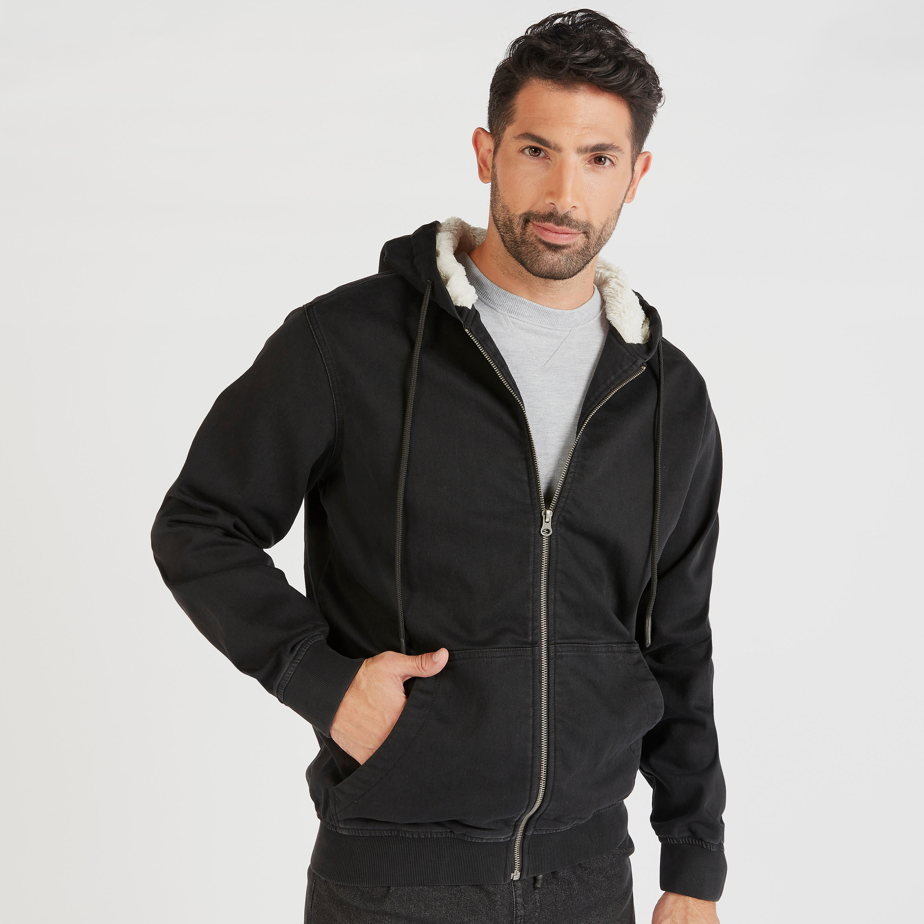 جاكيت دينم سادة بجيوب وقبعّة وسحّاب من لي كوبر-men-clothing-jacketsandblazers-jackets-image-5
