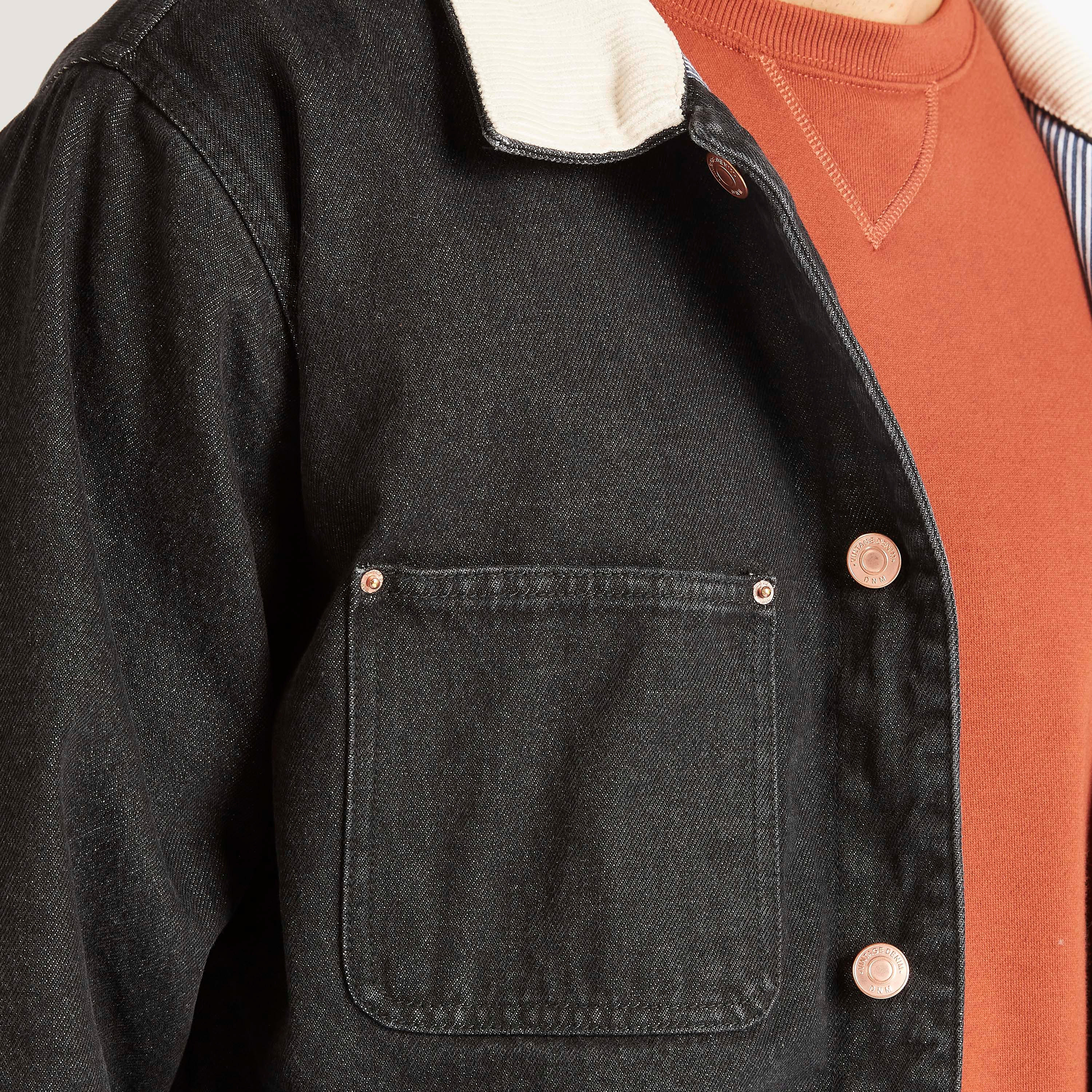 جاكيت دنيم سادة بزر إغلاق وجيوب-men-clothing-jacketsandblazers-jackets-image-1