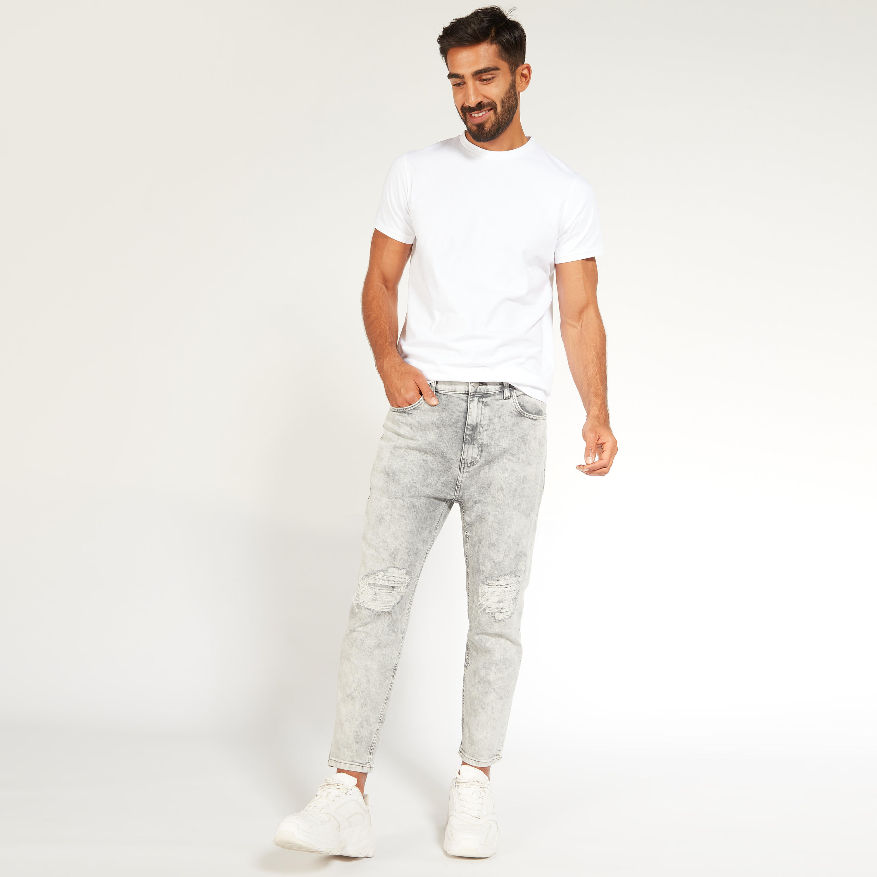 Solid Mid-Rise Jeans with Button Closure and Pockets-men-clothing-bottoms-jeans-image-2