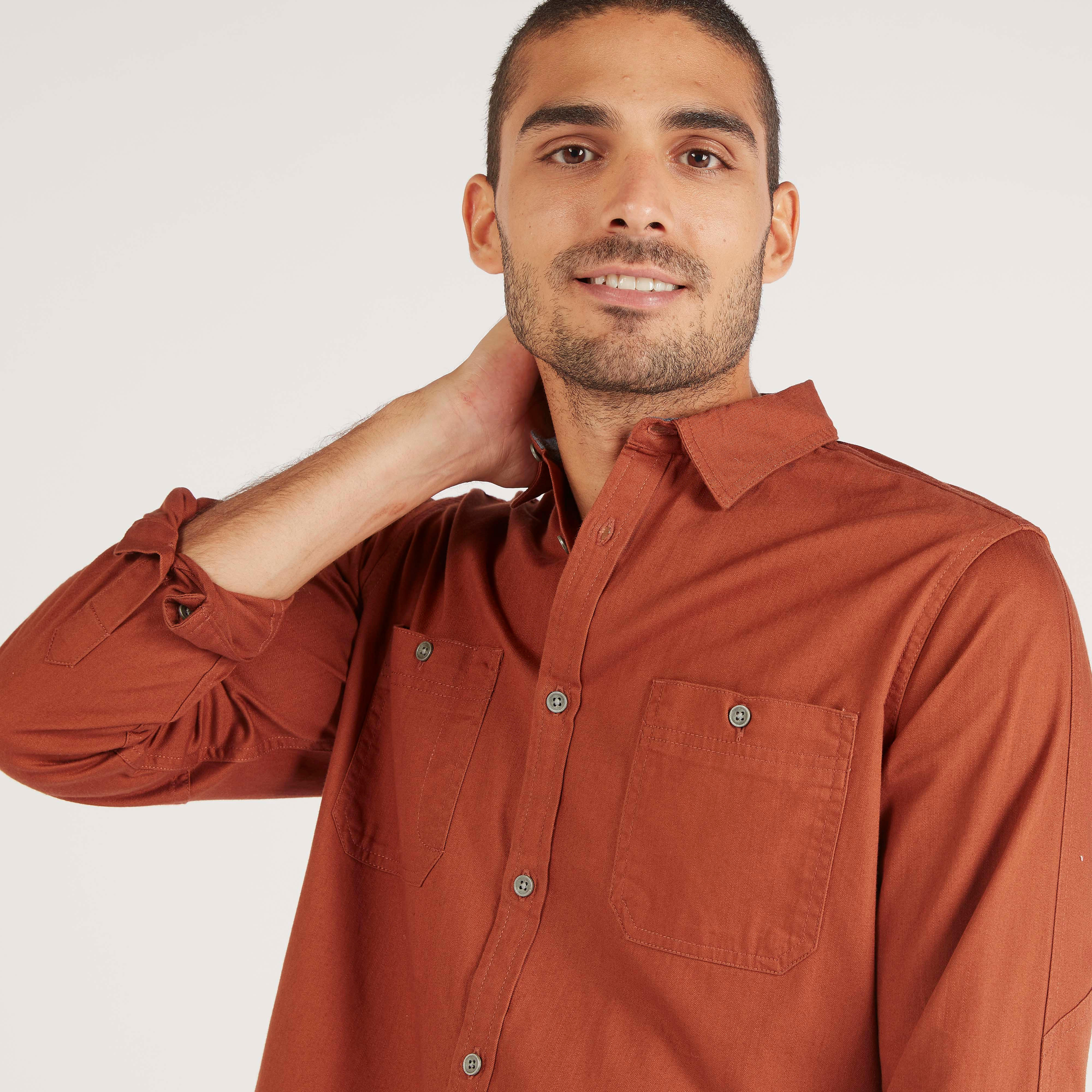 قميص سادة بأكمام طويلة وجيوب-men-clothing-shirts-image-4