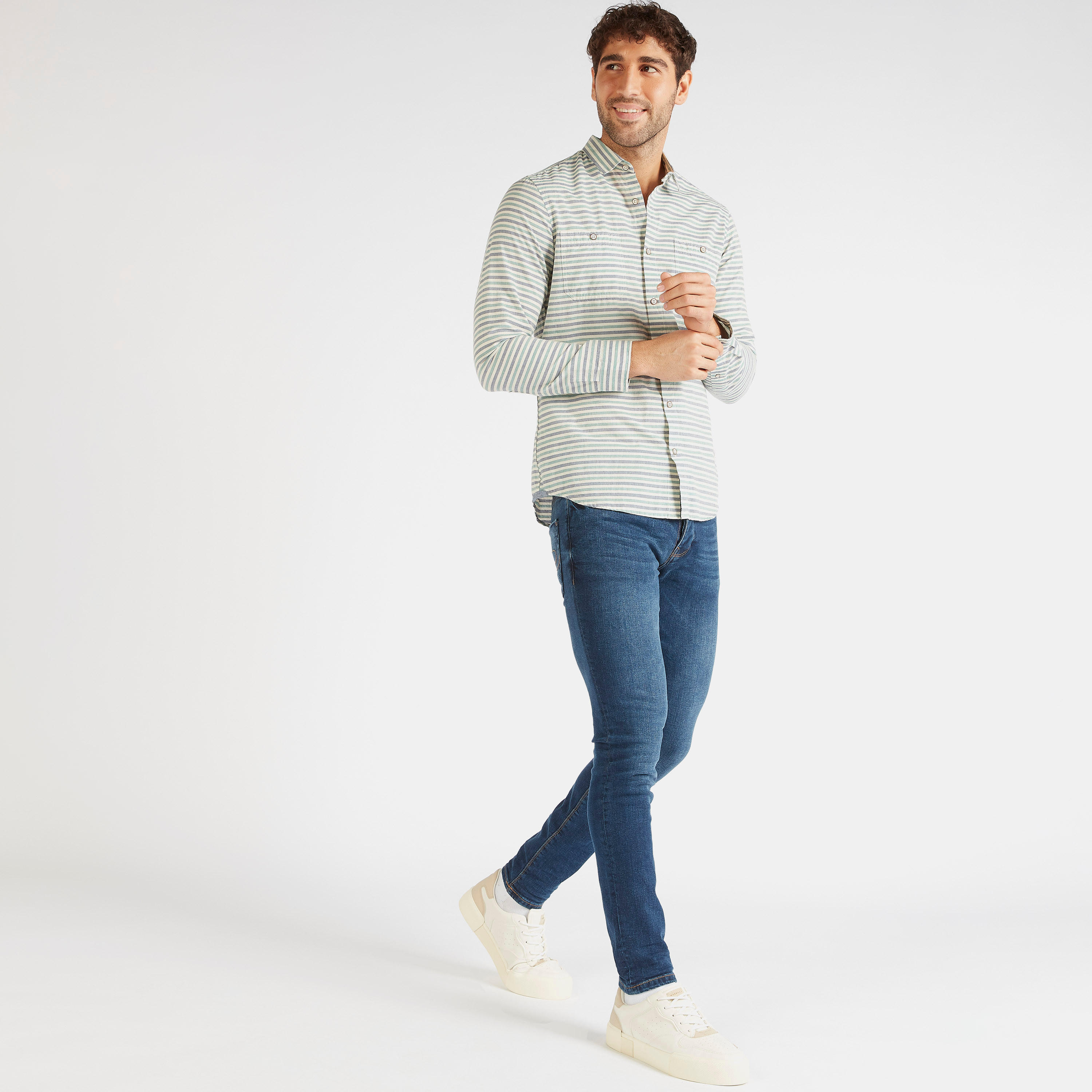 قميص مقلّم بأكمام طويلة وزر من لي كوبر-men-clothing-shirts-image-2