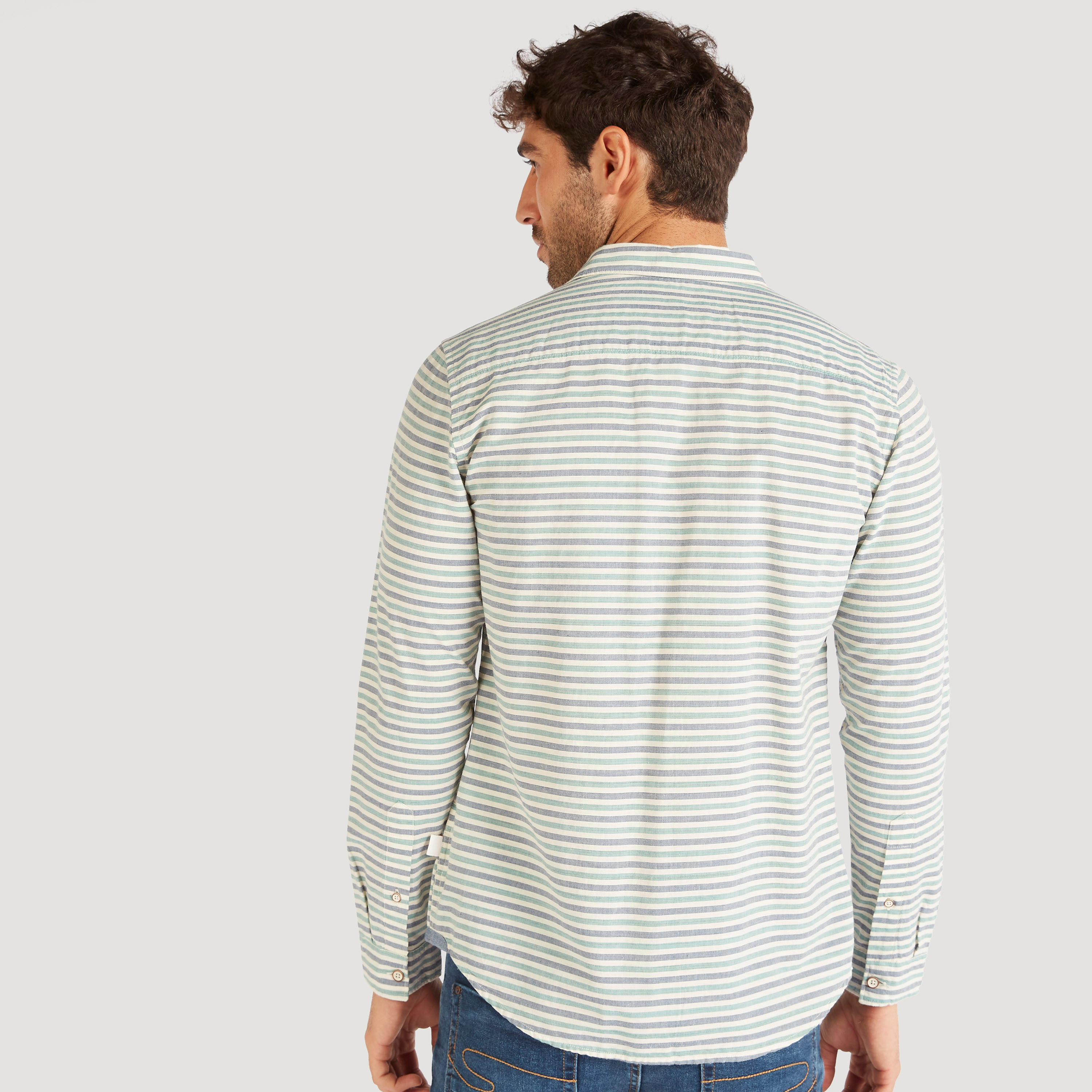 قميص مقلّم بأكمام طويلة وزر من لي كوبر-men-clothing-shirts-image-4