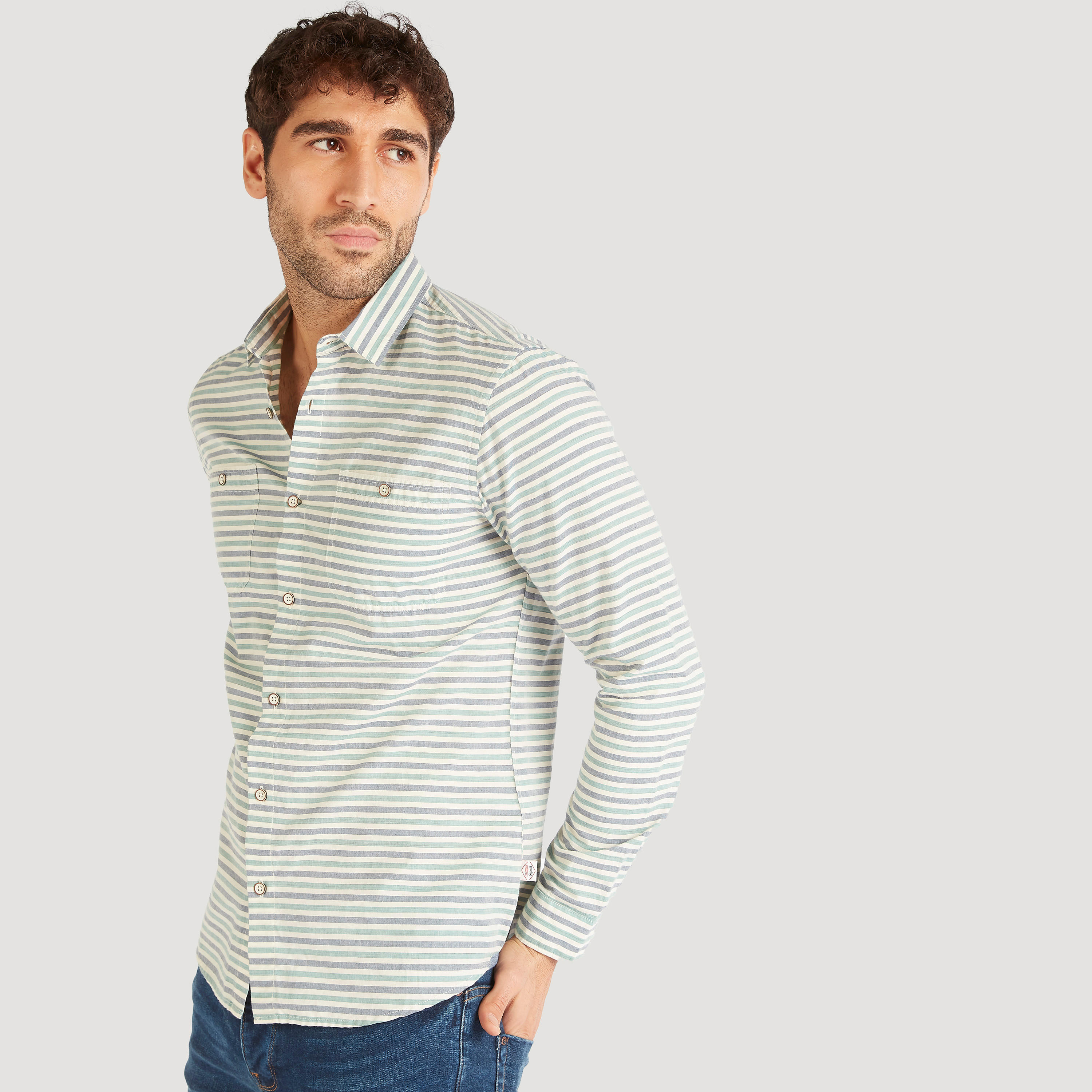 قميص مقلّم بأكمام طويلة وزر من لي كوبر-men-clothing-shirts-image-5