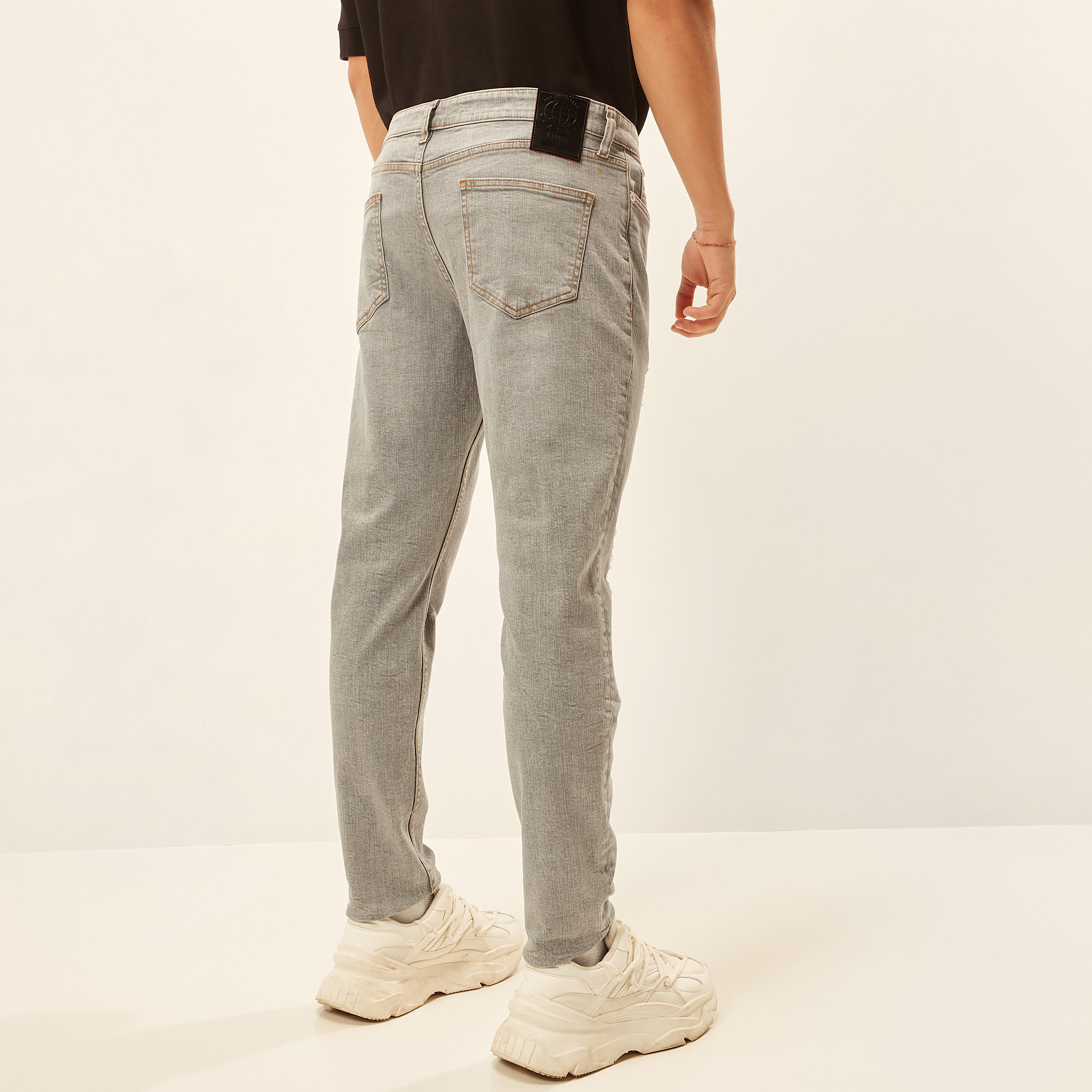 Ripped Carrot Fit Denim Jeans with Button Closure-men-clothing-bottoms-jeans-image-10