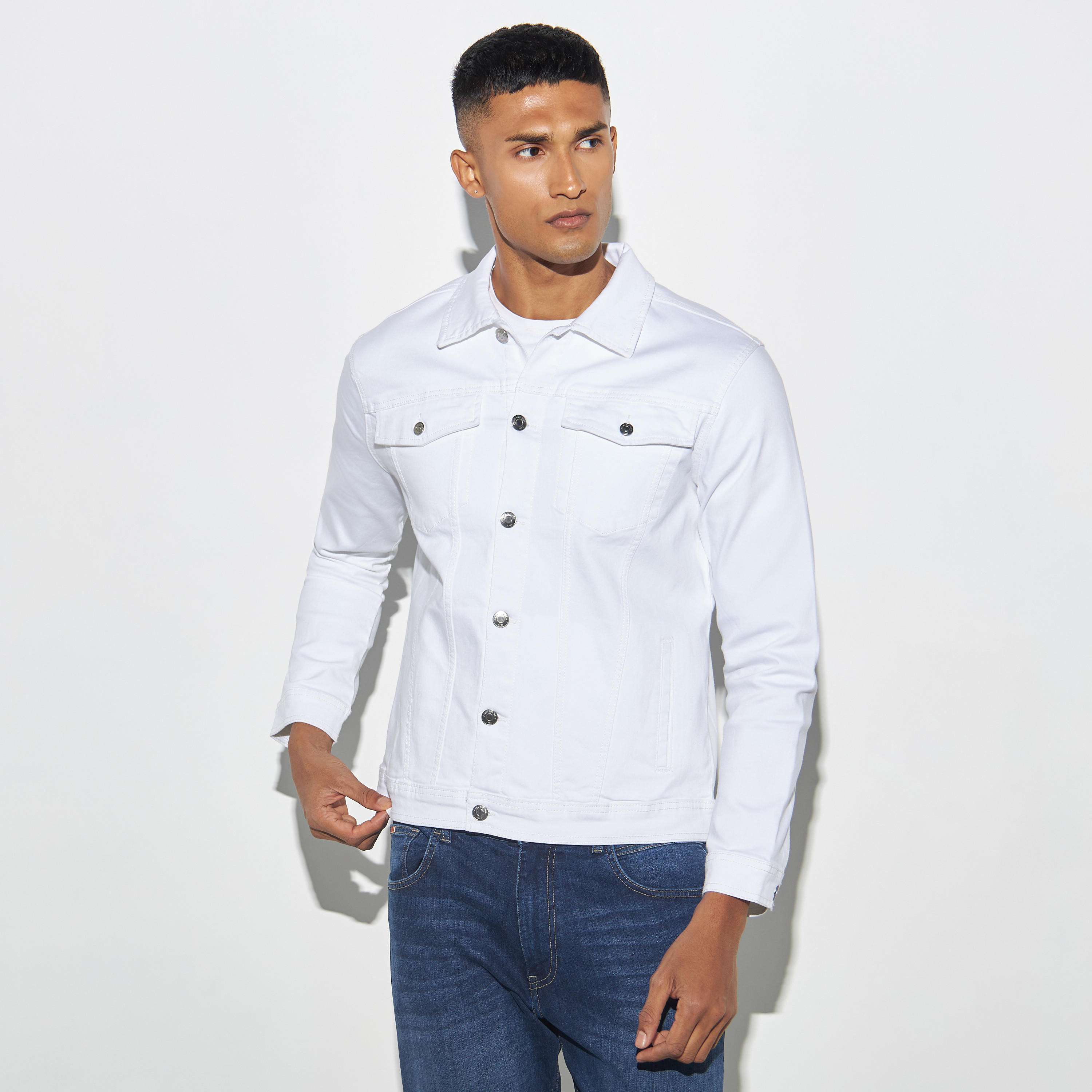 Solid Trucker Jacket with Pockets and Long Sleeves-men-clothing-jacketsandblazers-jackets-image-1