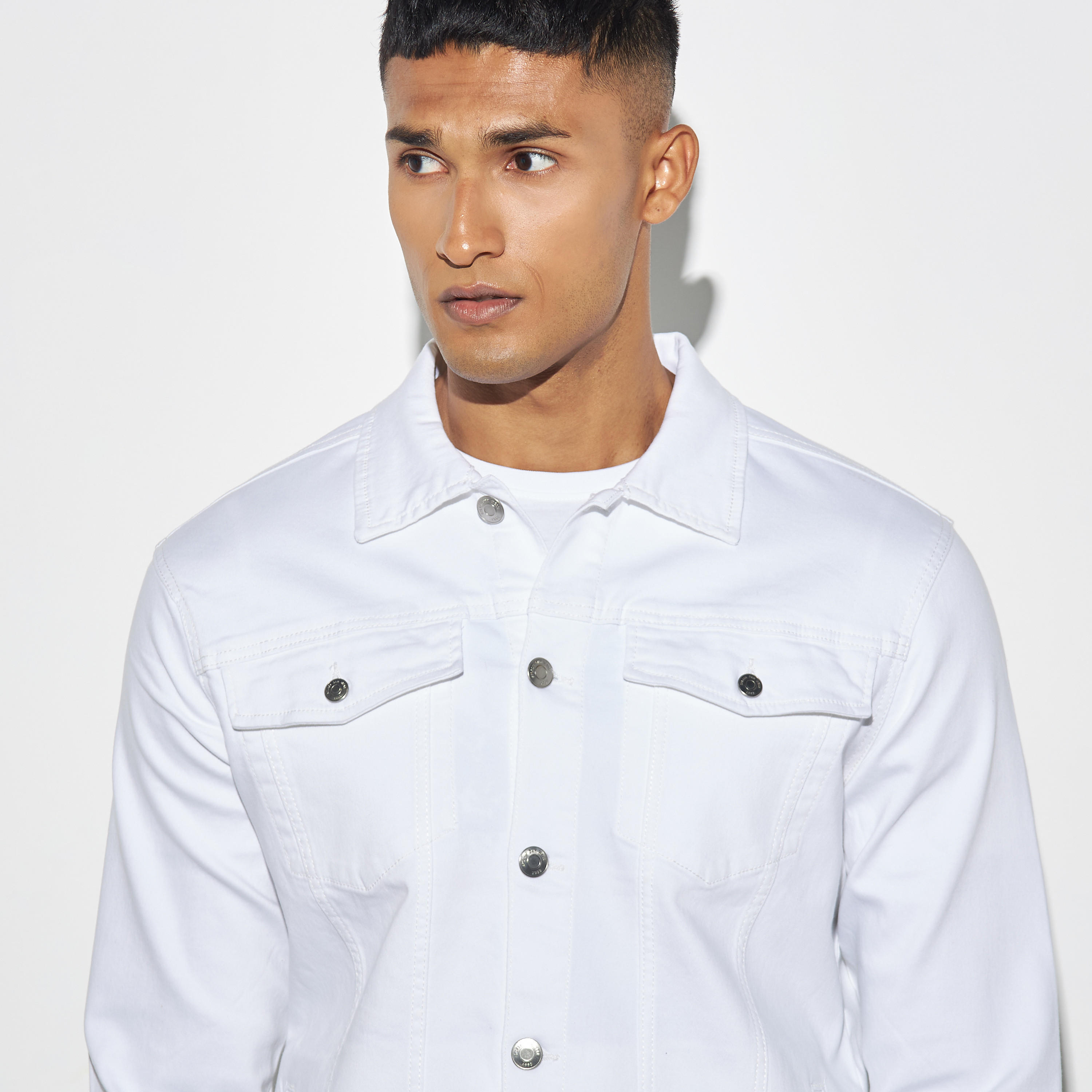 Solid Trucker Jacket with Pockets and Long Sleeves-men-clothing-jacketsandblazers-jackets-image-4