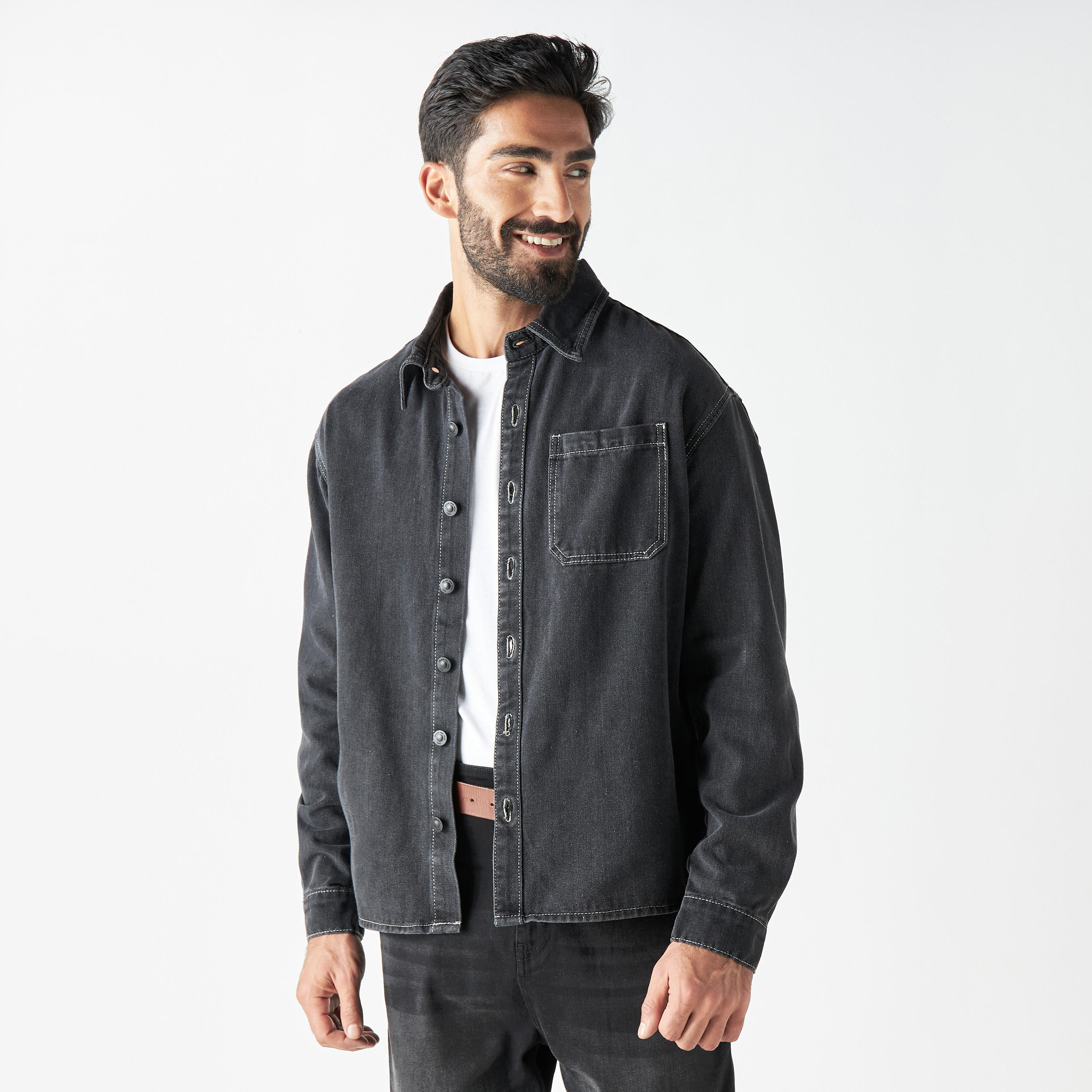 قميص دنيم بجيب وأكمام طويلة-men-clothing-shirts-image-1