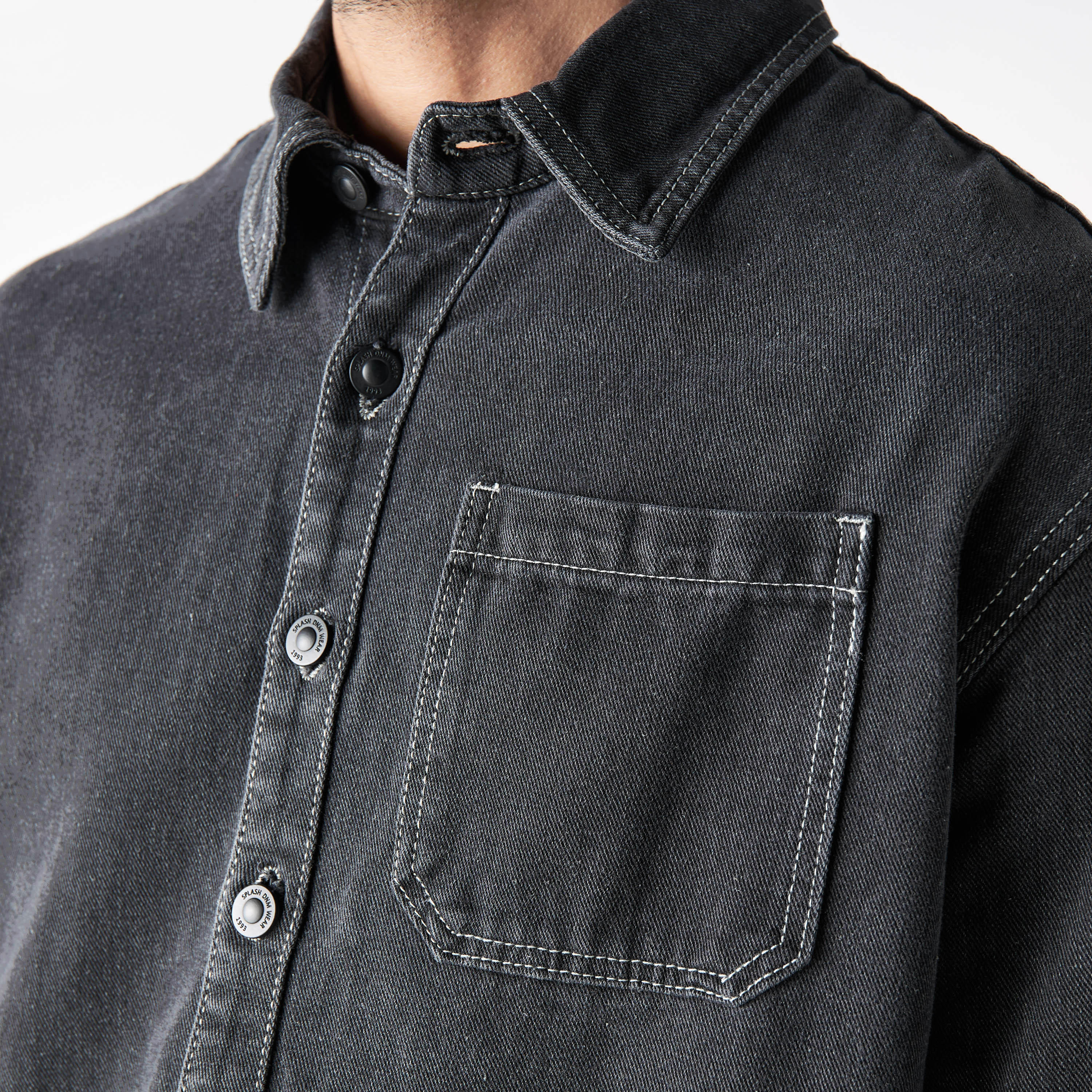 قميص دنيم بجيب وأكمام طويلة-men-clothing-shirts-image-4