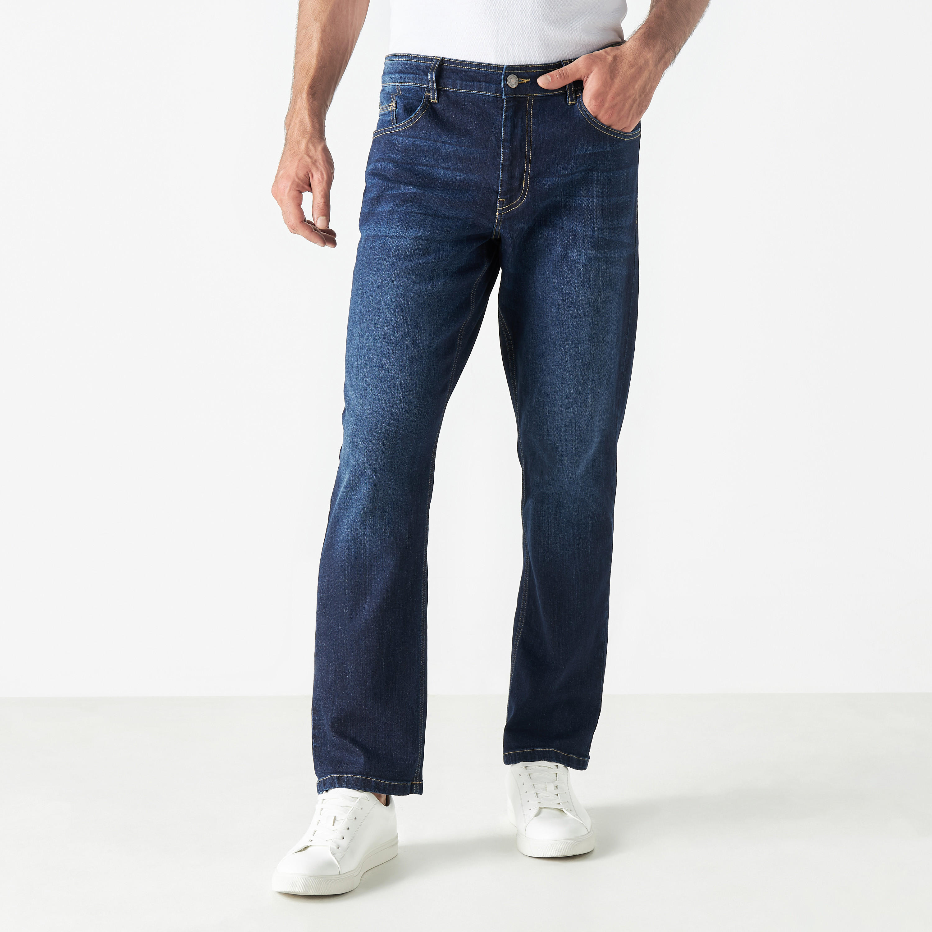 Straight Fit Jeans with Button Closure and Pockets-men-clothing-bottoms-jeans-image-1