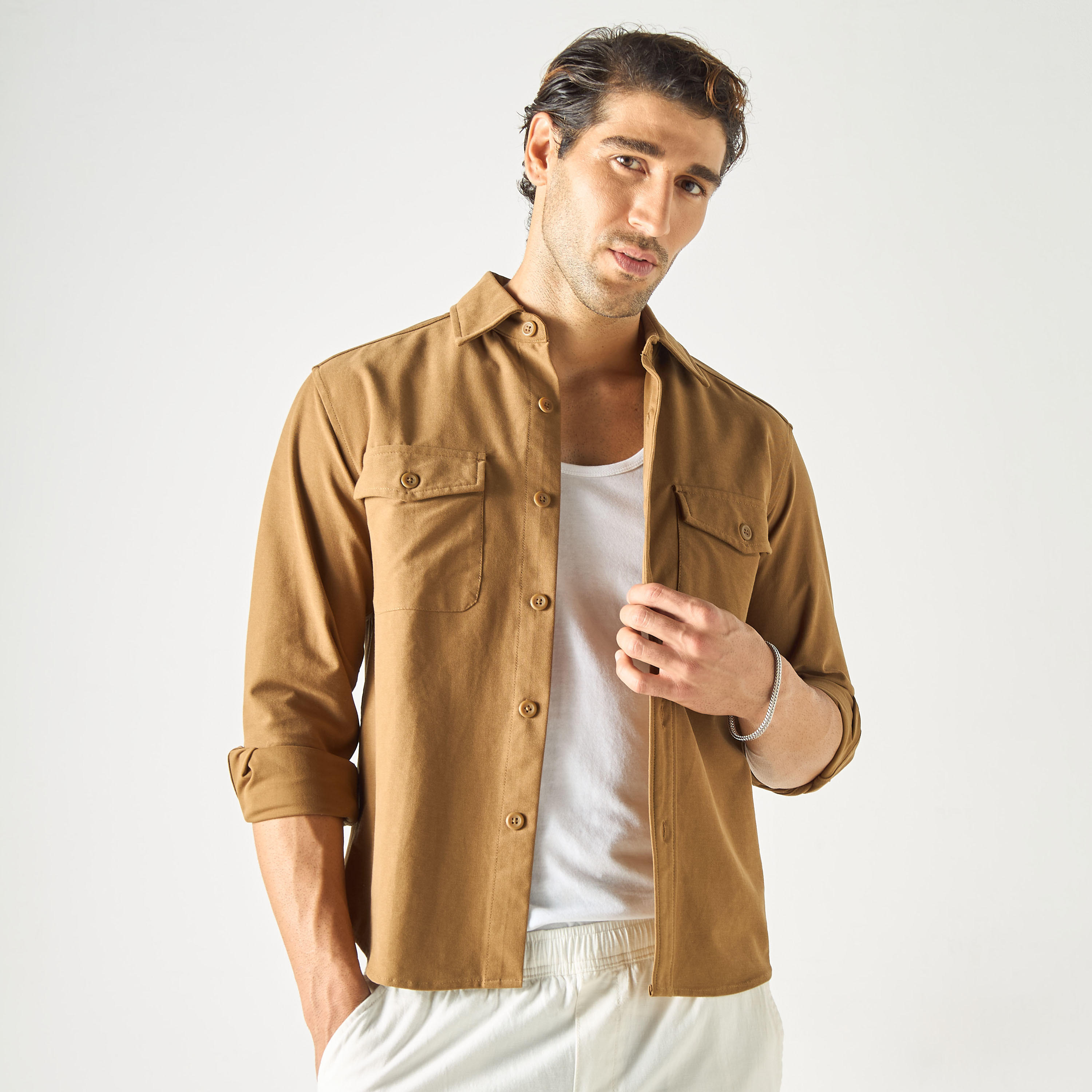 شاكيت دينم بجيوب وأكمام مثنية للأعلى-men-clothing-jacketsandblazers-jackets-image-4
