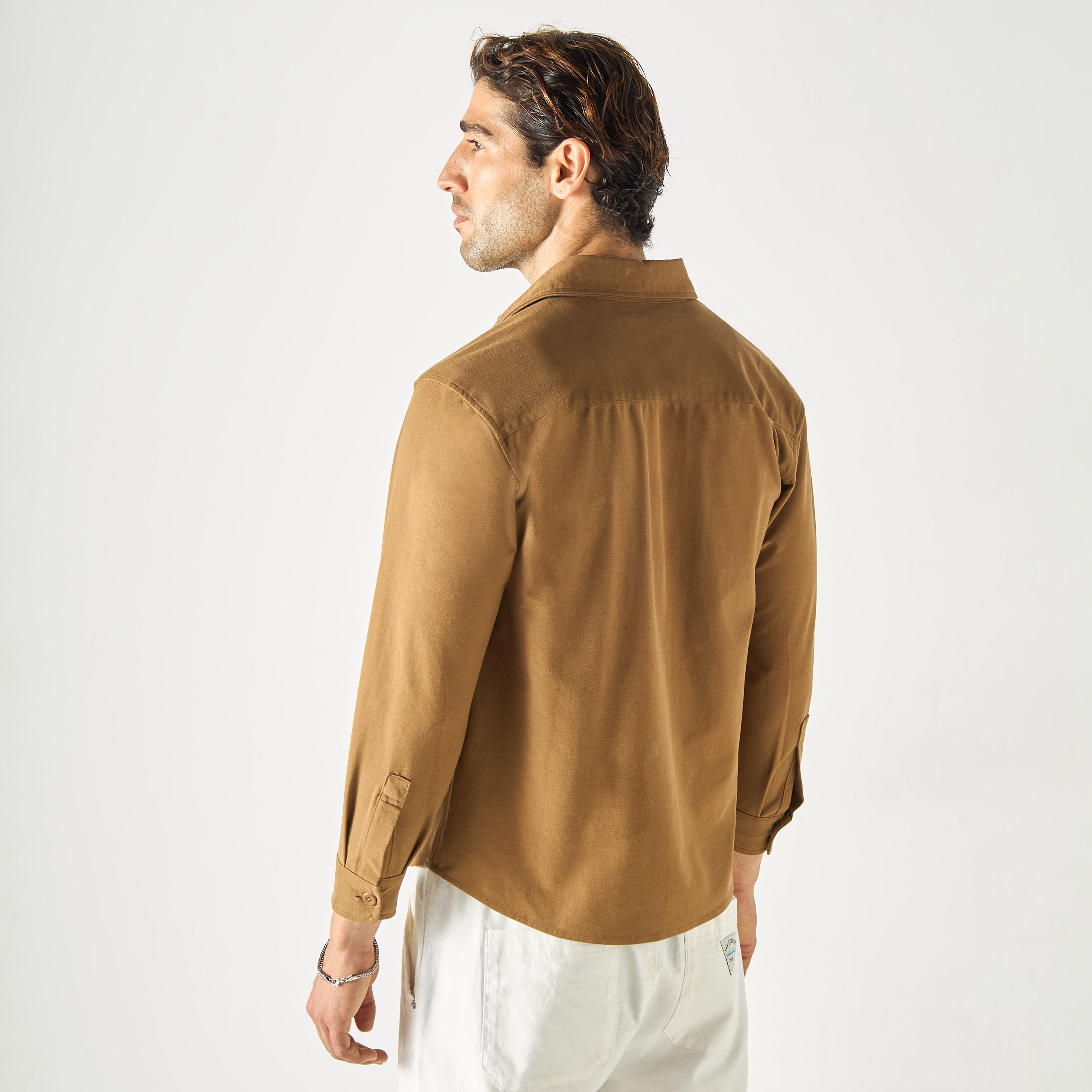 شاكيت دينم بجيوب وأكمام مثنية للأعلى-men-clothing-jacketsandblazers-jackets-image-2