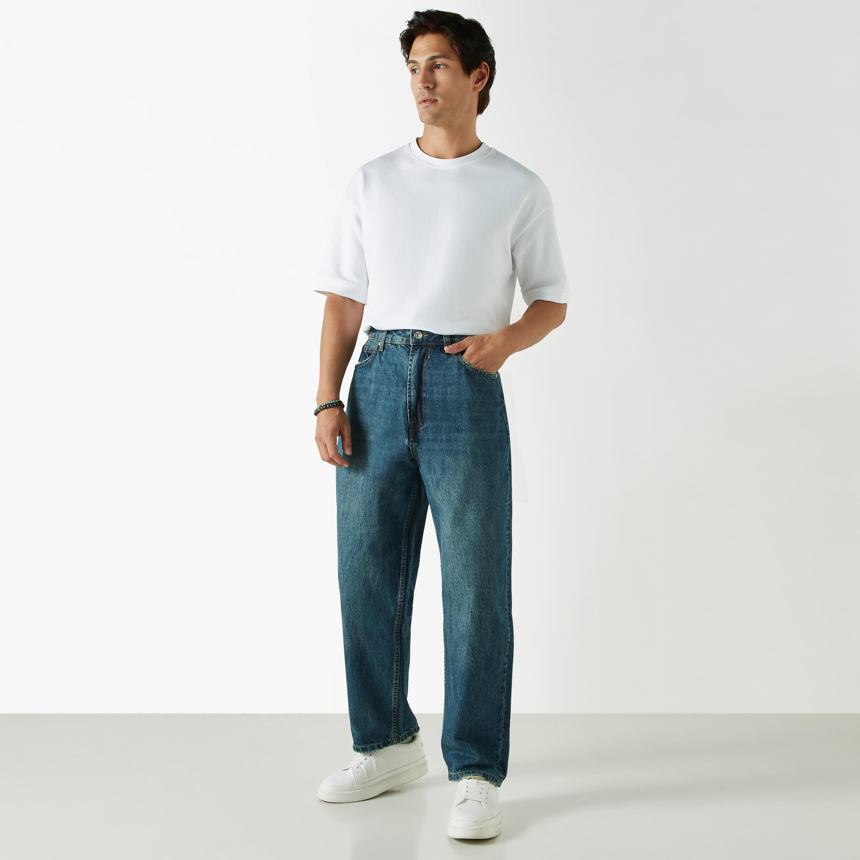 Baggy Fit Jeans with Button Closure and Pockets-men-clothing-bottoms-jeans-image-10