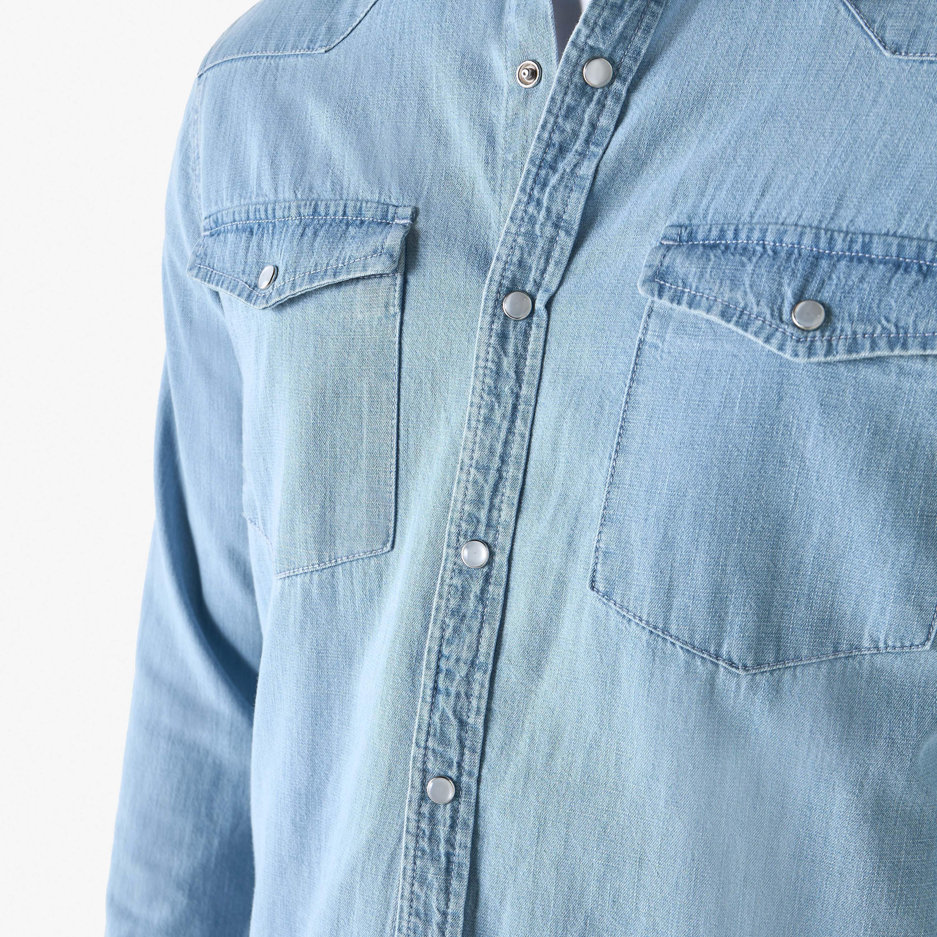قميص دينم بأكمام طويلة وجيوب على الصدر-men-clothing-shirts-image-5