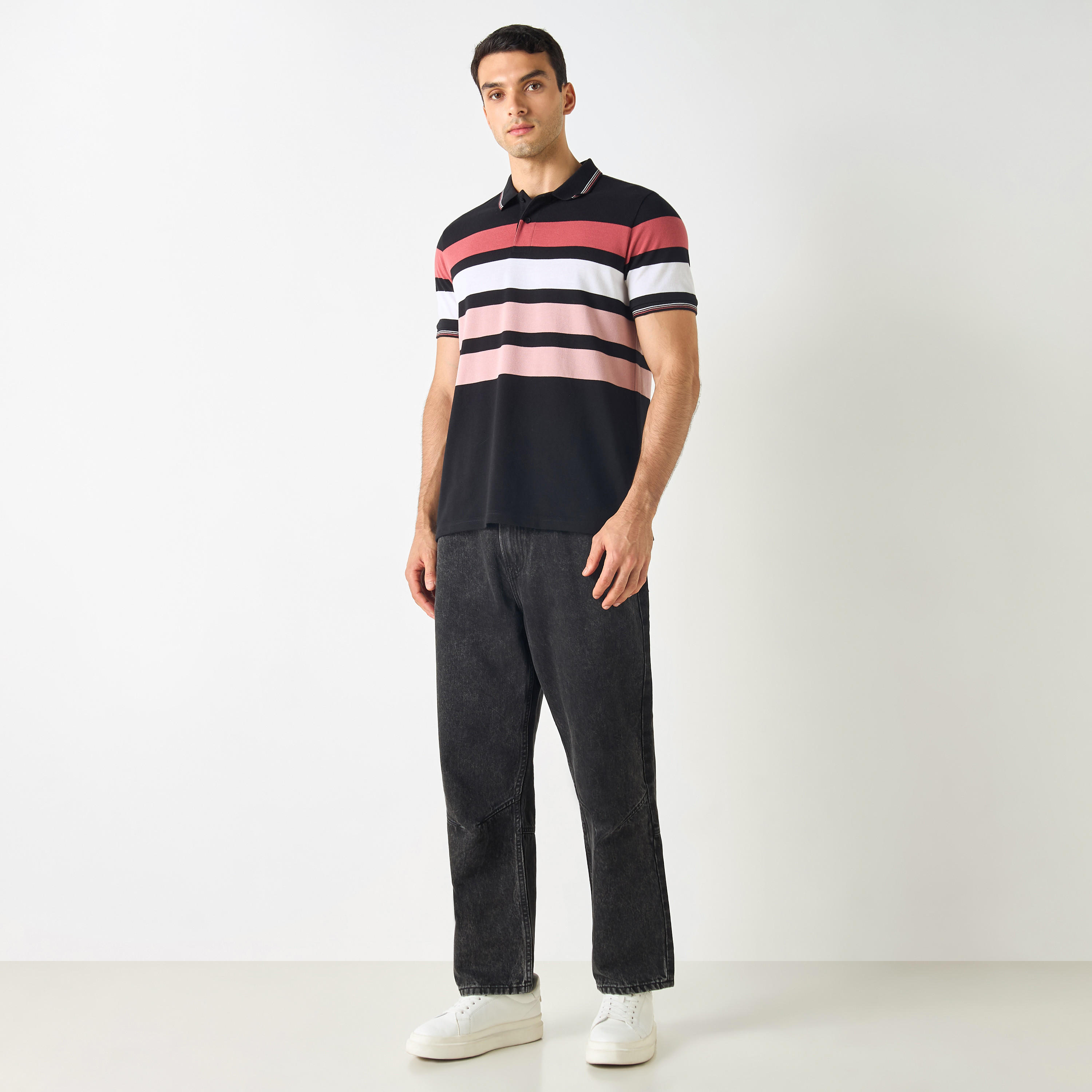 بنطلون جينز بقصة عادية وجيوب-men-clothing-bottoms-jeans-image-4