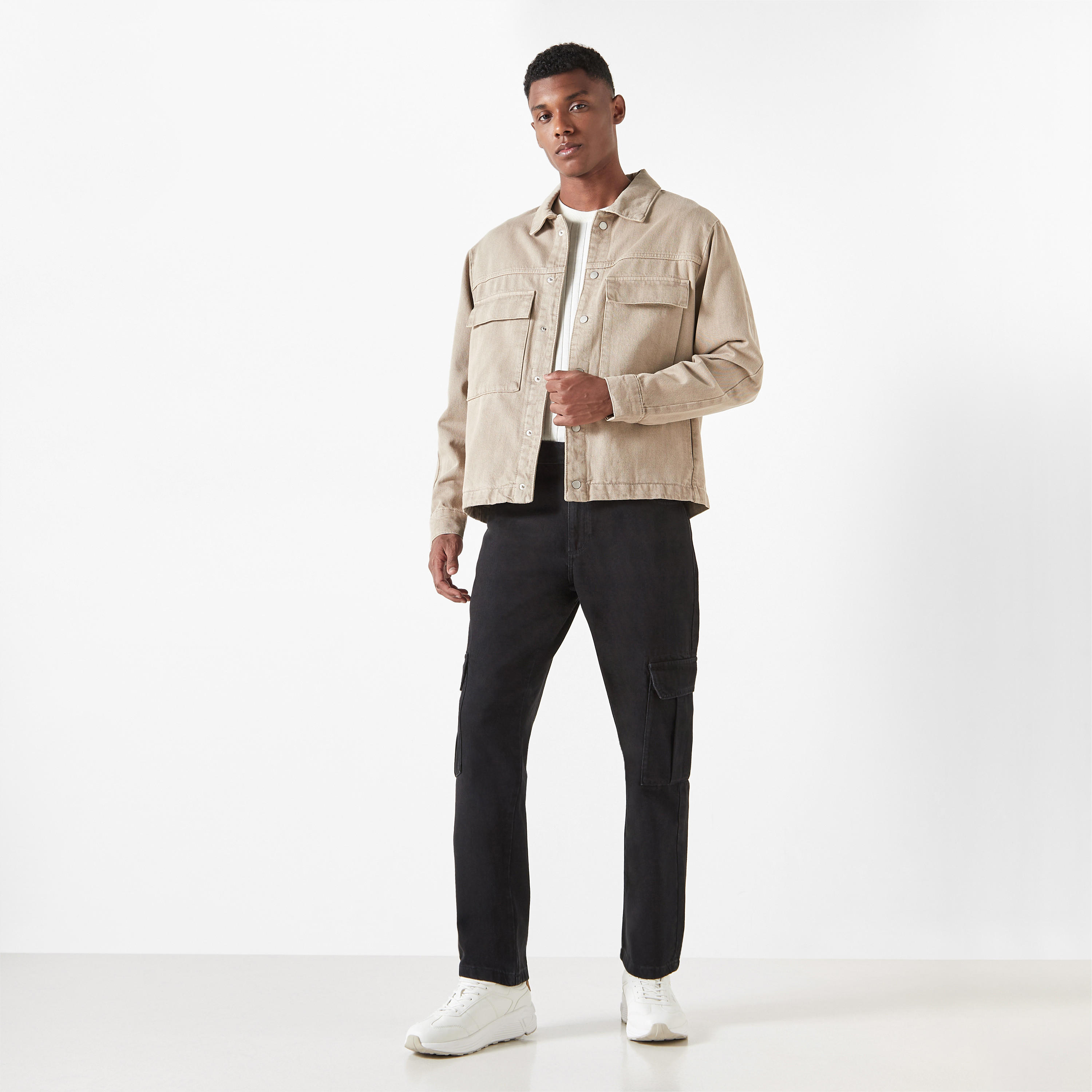Relaxed Fit Cargo Jeans with Button Closure and Pockets-men-clothing-bottoms-jeans-image-2