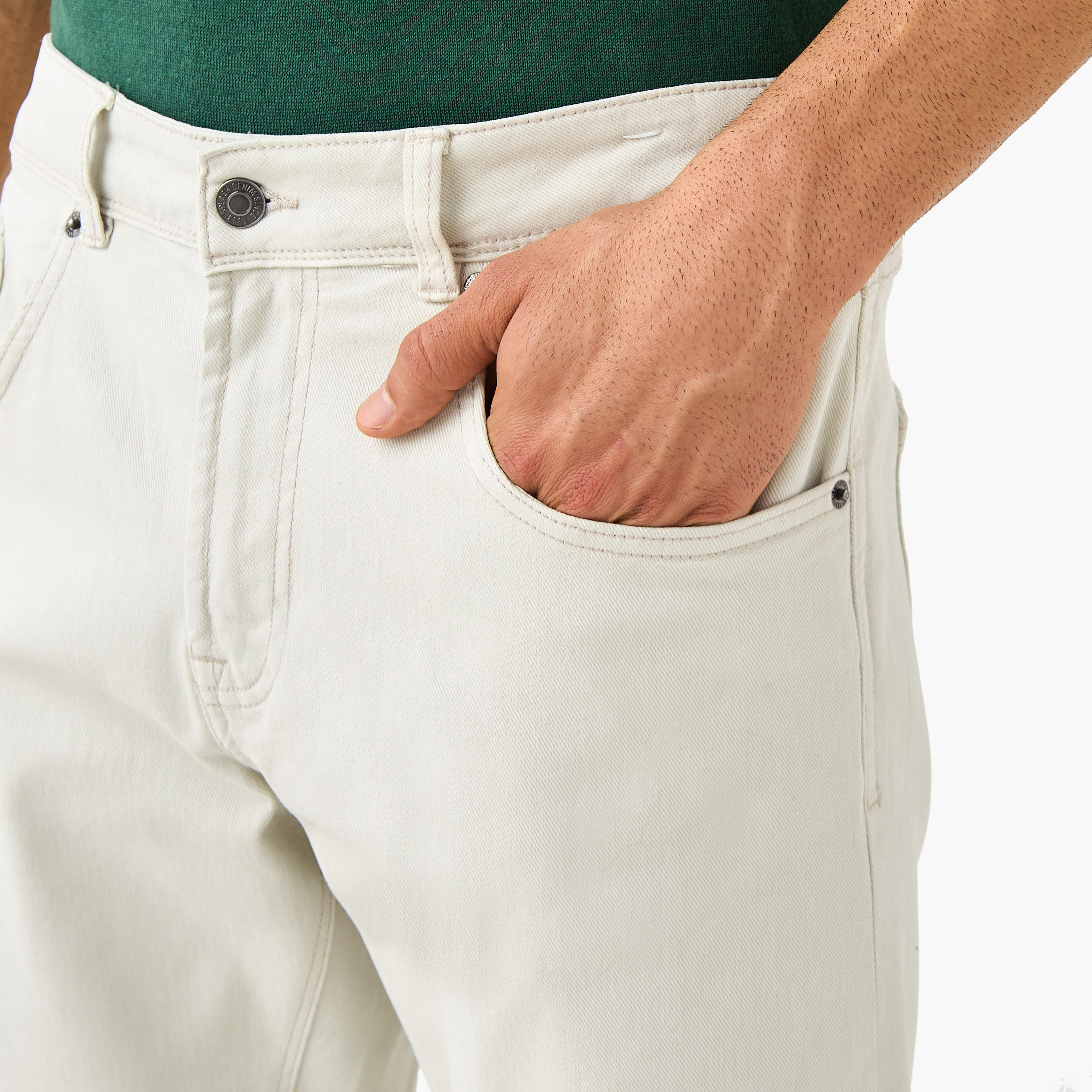 بنطلون جينز بقصّة سليم وخصر متوسط الارتفاع وزر إغلاق-men-clothing-bottoms-jeans-image-2