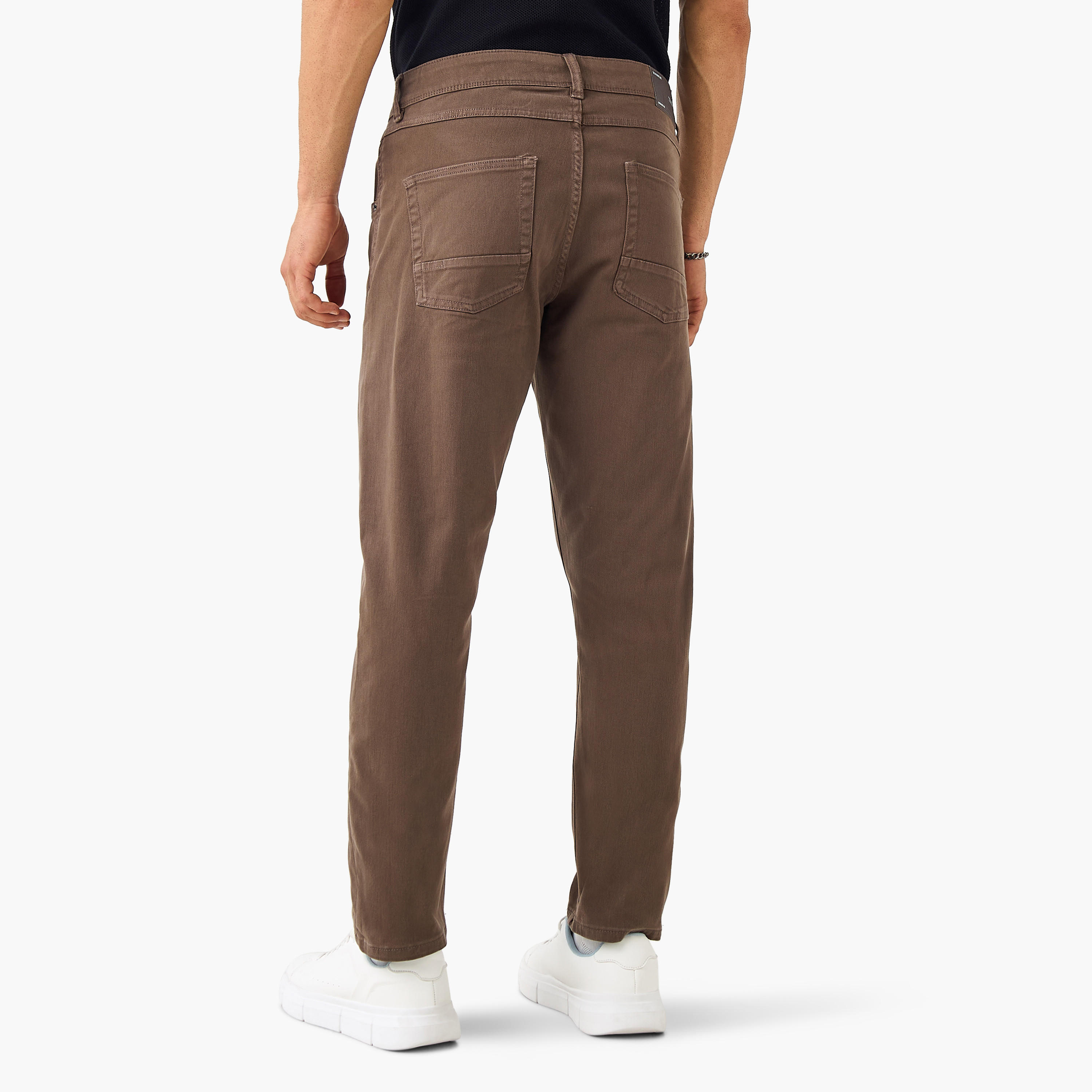 بنطلون جينز بقصّة سليم وخصر متوسط الارتفاع وزر إغلاق-men-clothing-bottoms-jeans-image-3