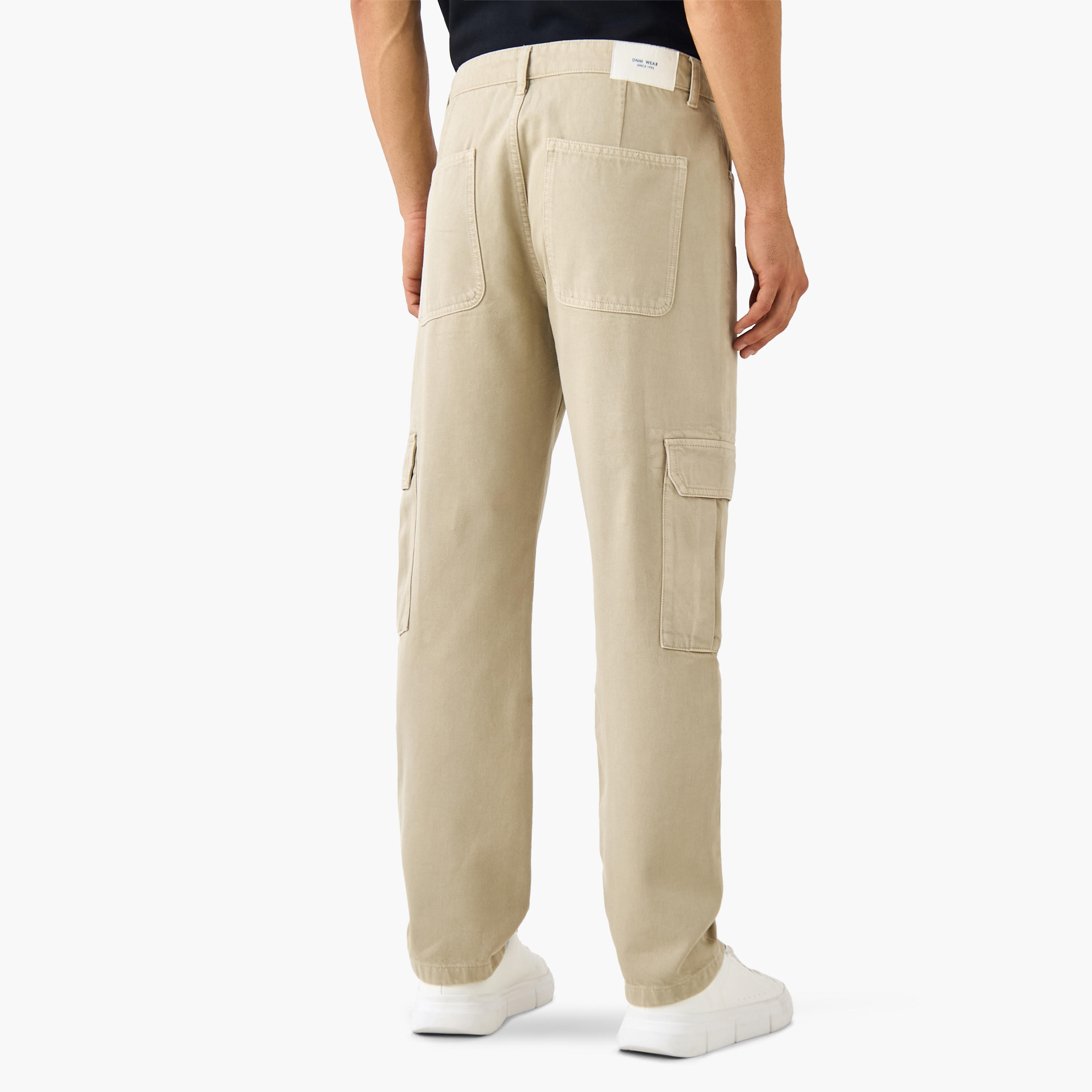بنطلون جينز كارغو بقصة مستقيمة وطول كامل-men-clothing-bottoms-jeans-image-3