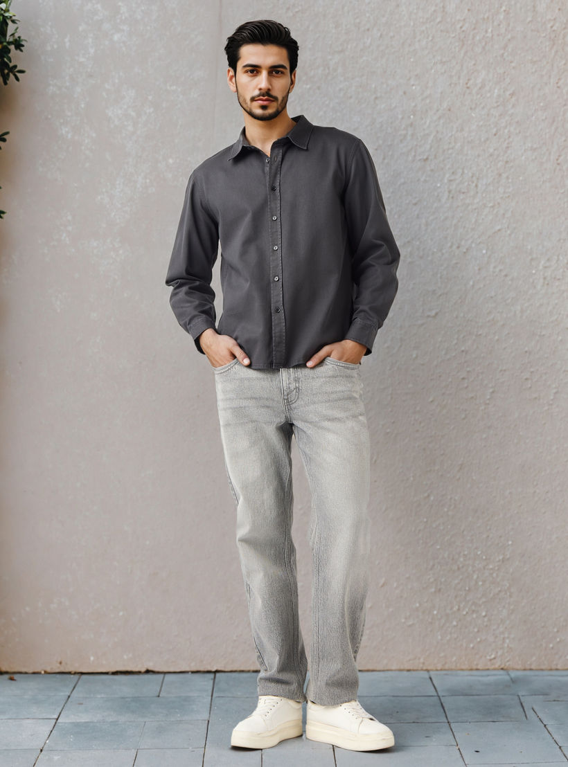 قميص بقصة عادية وأكمام طويلة-men-clothing-shirts-image-2