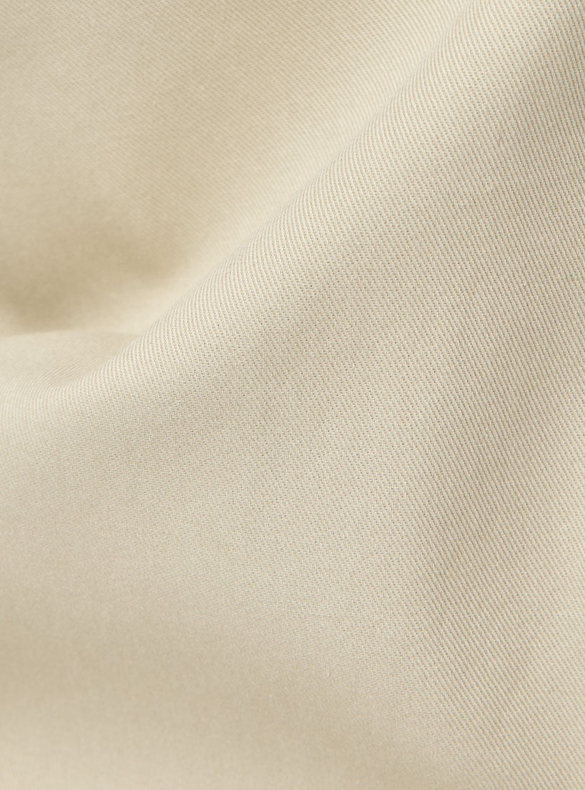 قميص بقصة عادية وأكمام طويلة-men-clothing-shirts-image-1