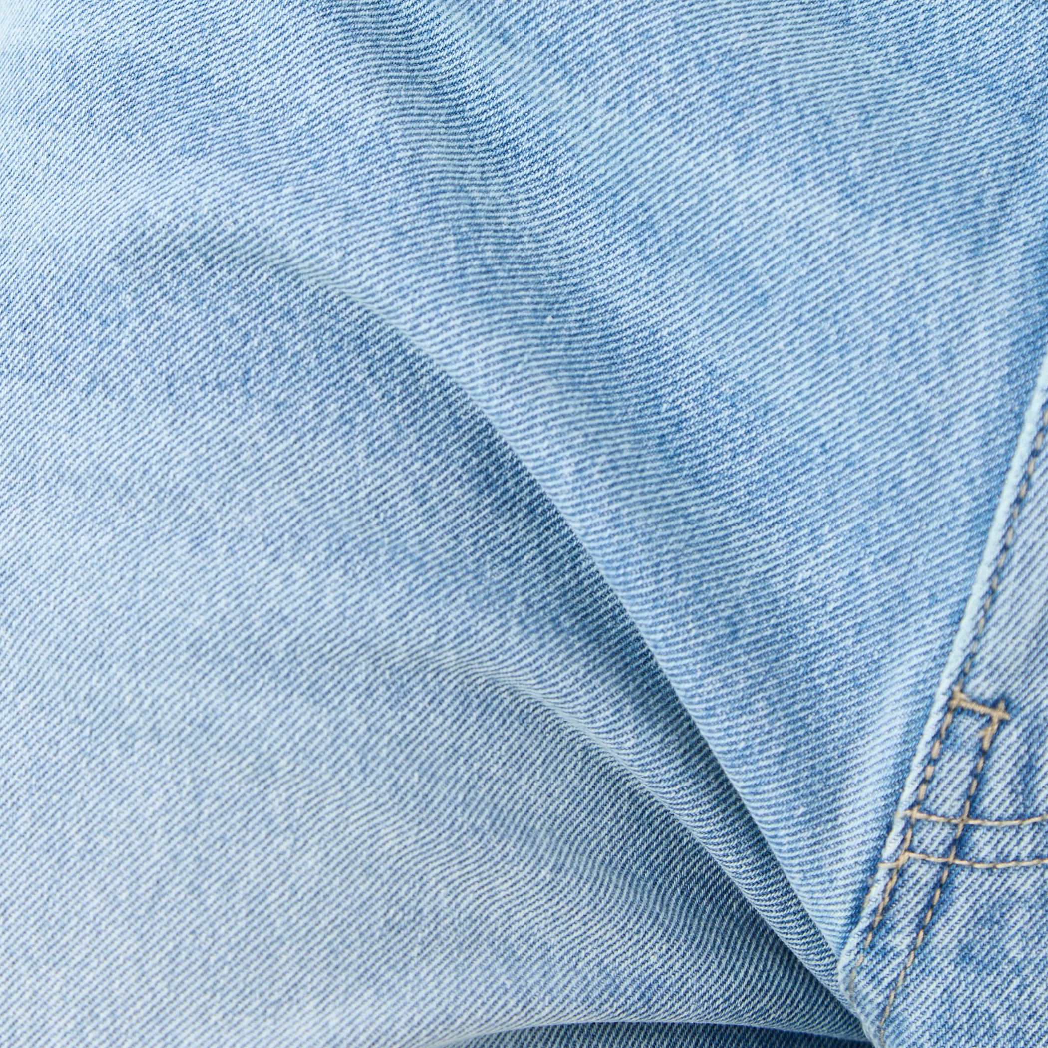 بنطلون جينز بقصّة باجي-men-clothing-bottoms-jeans-image-5