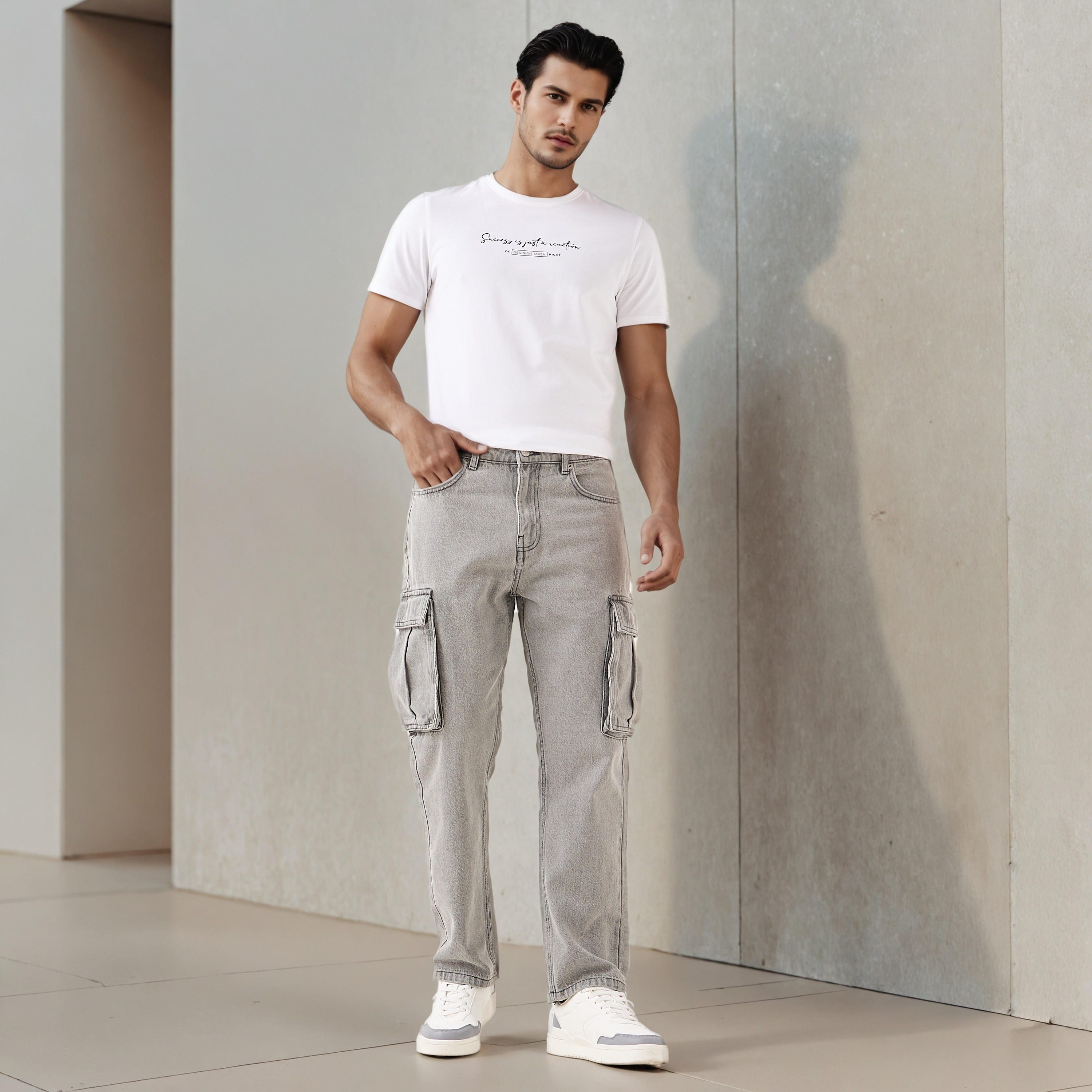 بنطلون جينز كارجو بقصة مستقيمة وخصر متوسط الارتفاع للرجال-men-clothing-bottoms-jeans-image-2