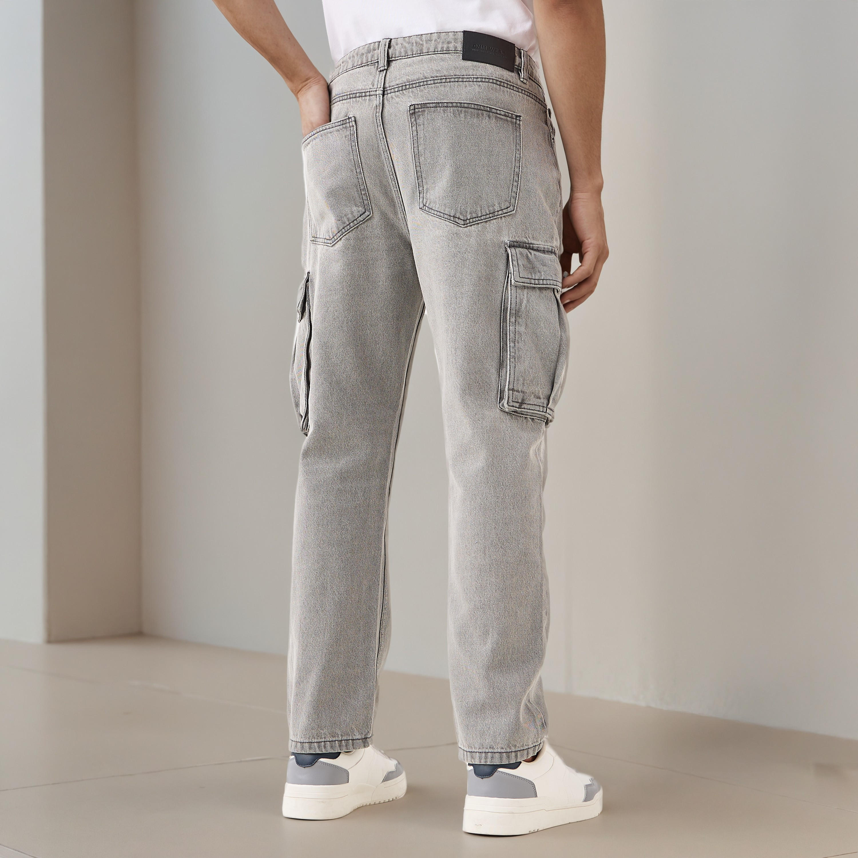 بنطلون جينز كارجو بقصة مستقيمة وخصر متوسط الارتفاع للرجال-men-clothing-bottoms-jeans-image-3