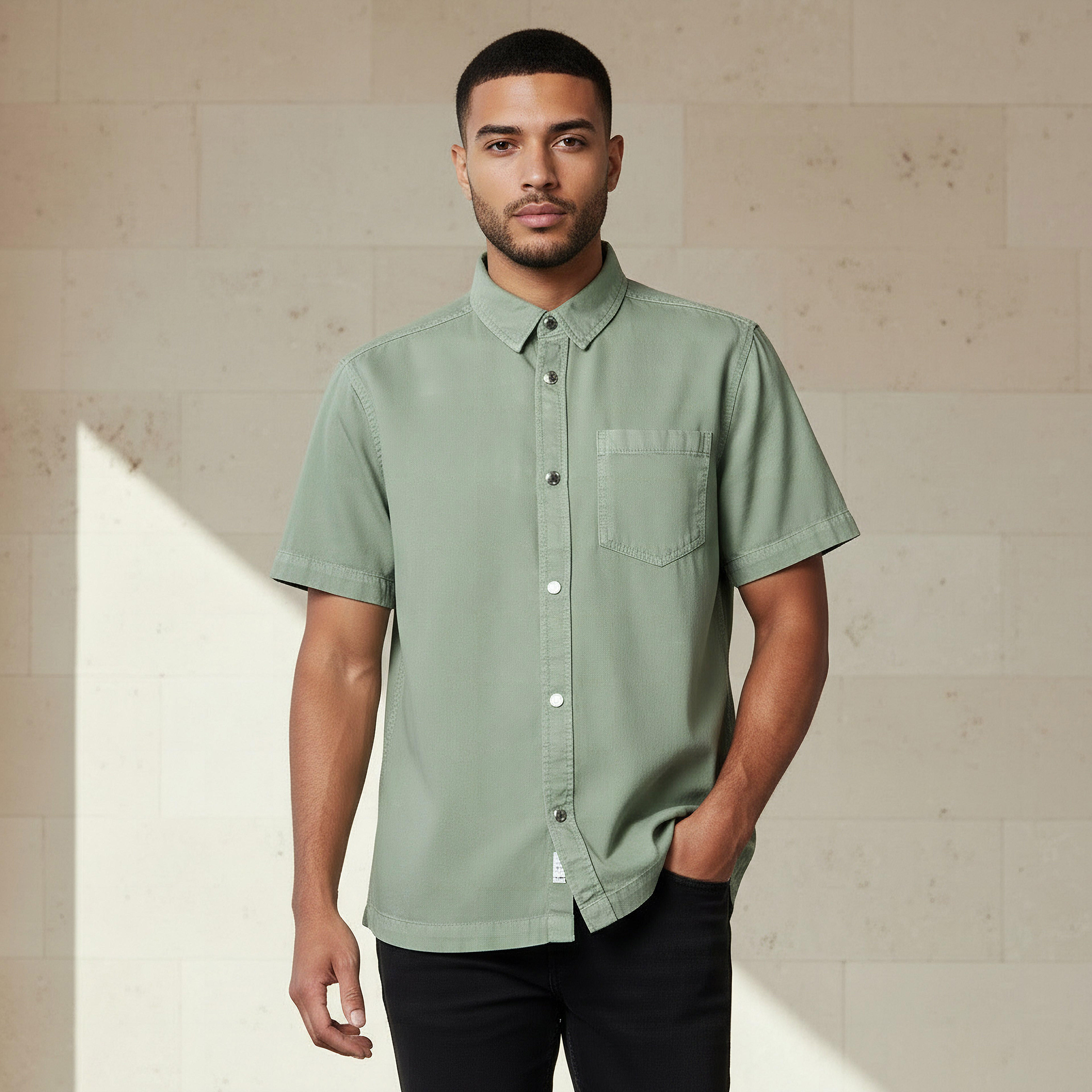 قميص قصير الأكمام بياقة وقصة عادية للرجال-men-clothing-shirts-image-5