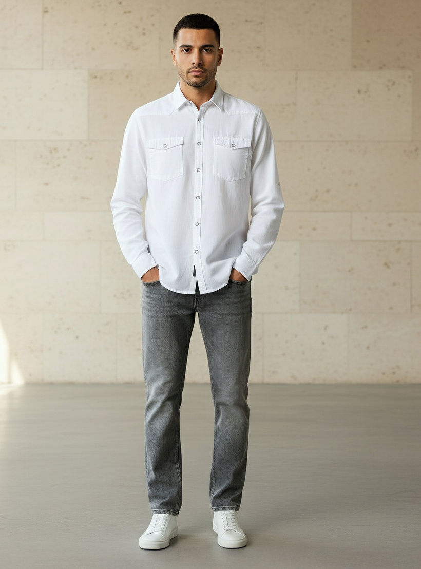 قميص دينم بقصة عادية وياقة وأكمام طويلة للرجال-men-clothing-shirts-image-3