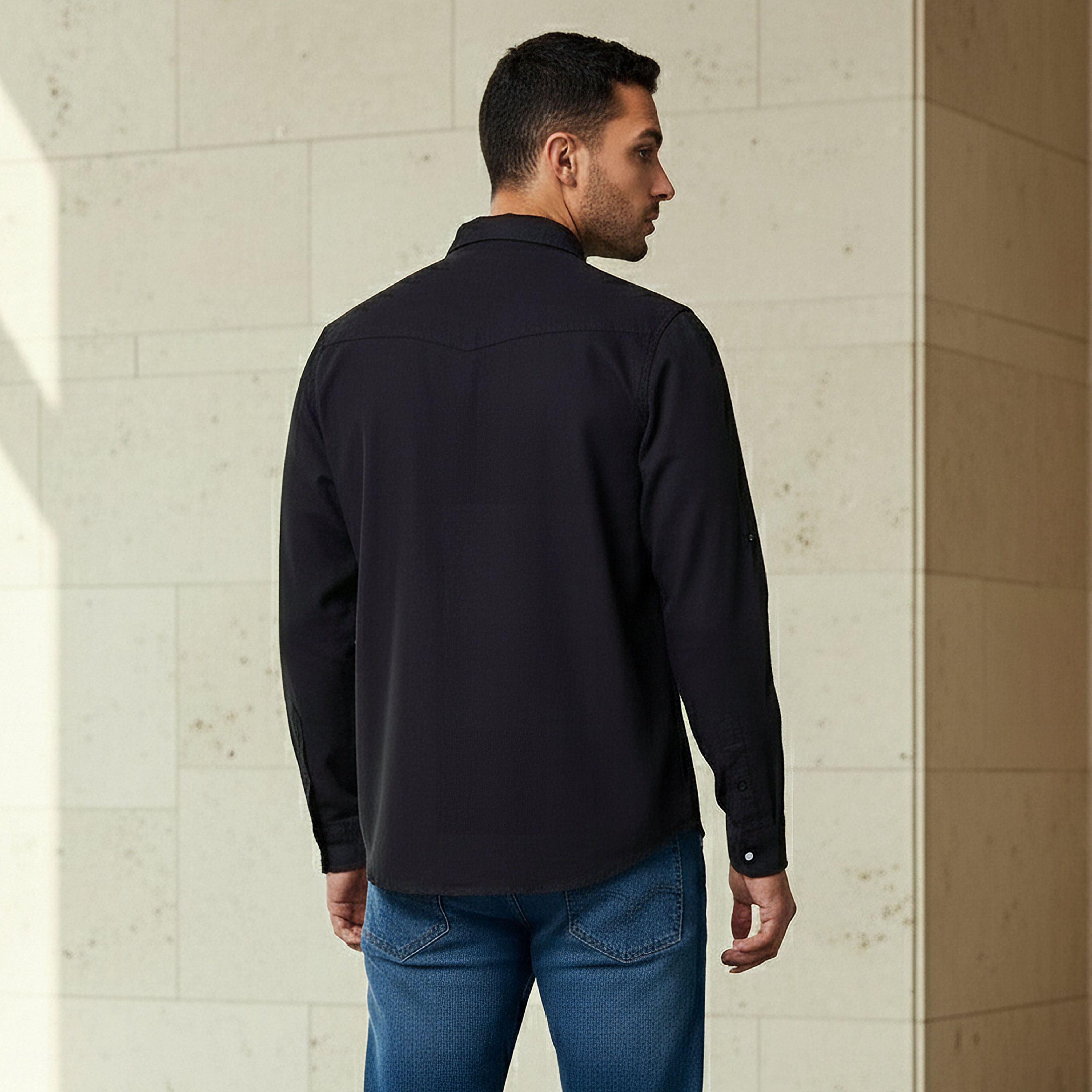 قميص دينم بقصة عادية وياقة وأكمام طويلة للرجال-men-clothing-shirts-image-3