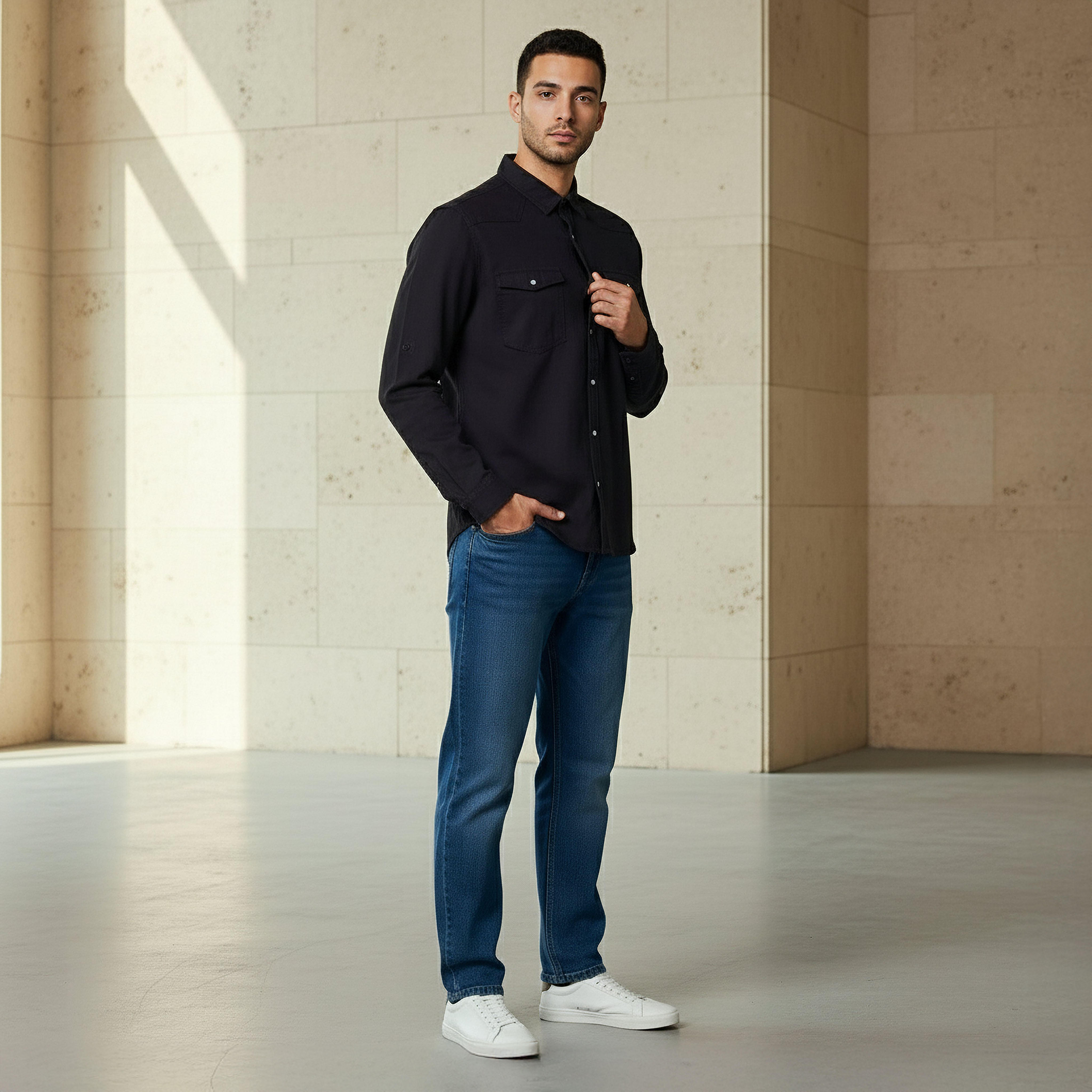 قميص دينم بقصة عادية وياقة وأكمام طويلة للرجال-men-clothing-shirts-image-1