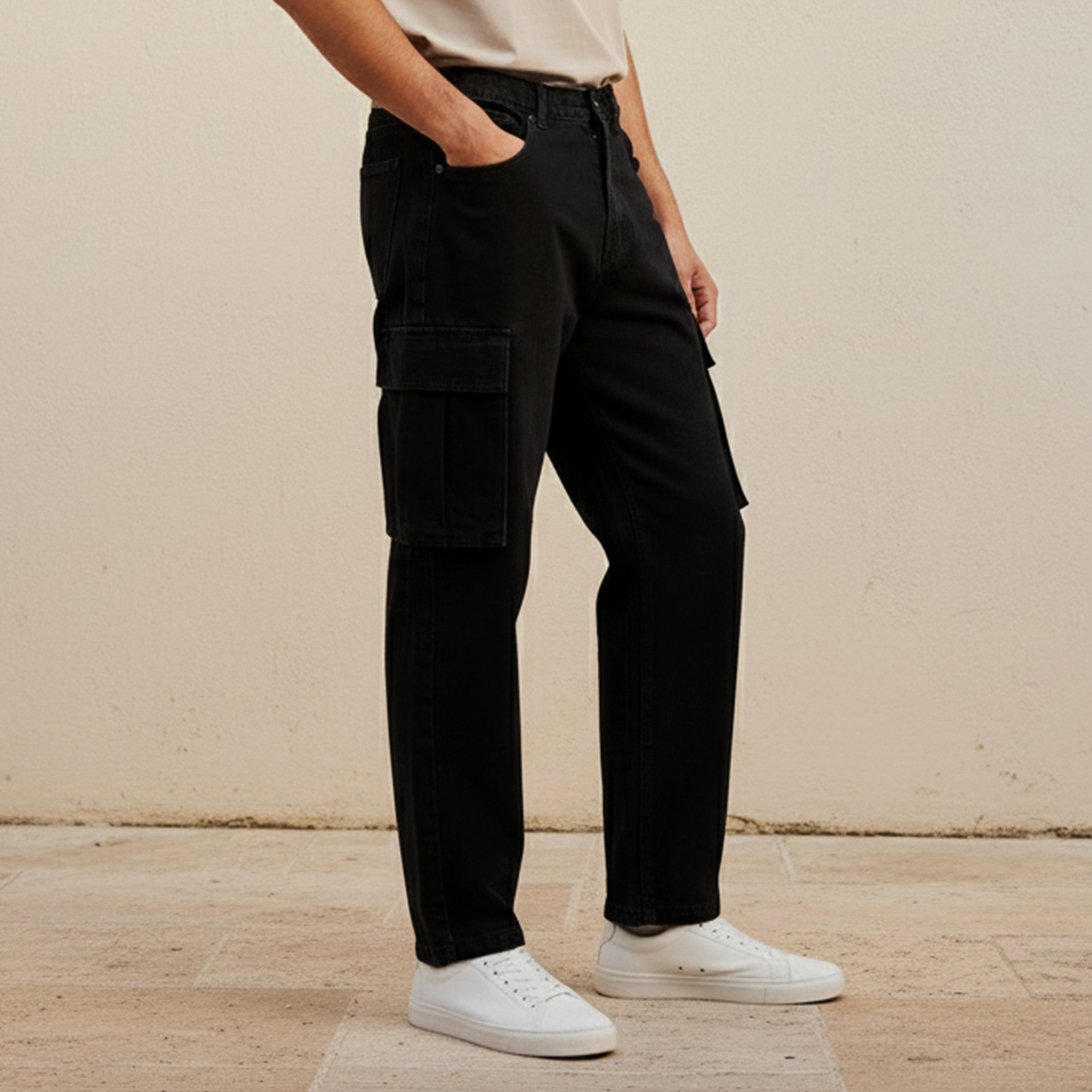 بنطلون جينز كارجو بخصر متوسط وقصة عادية للرجال-men-clothing-bottoms-jeans-image-5